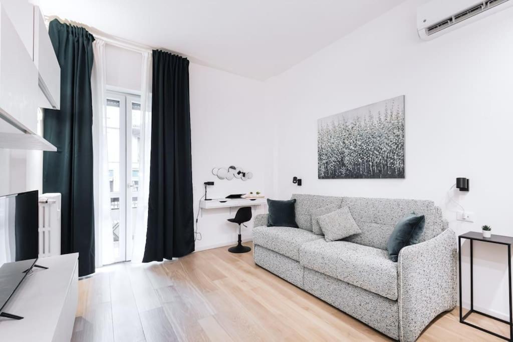 Apartment Easylife - With Terrace In Porta Venezia Mailand