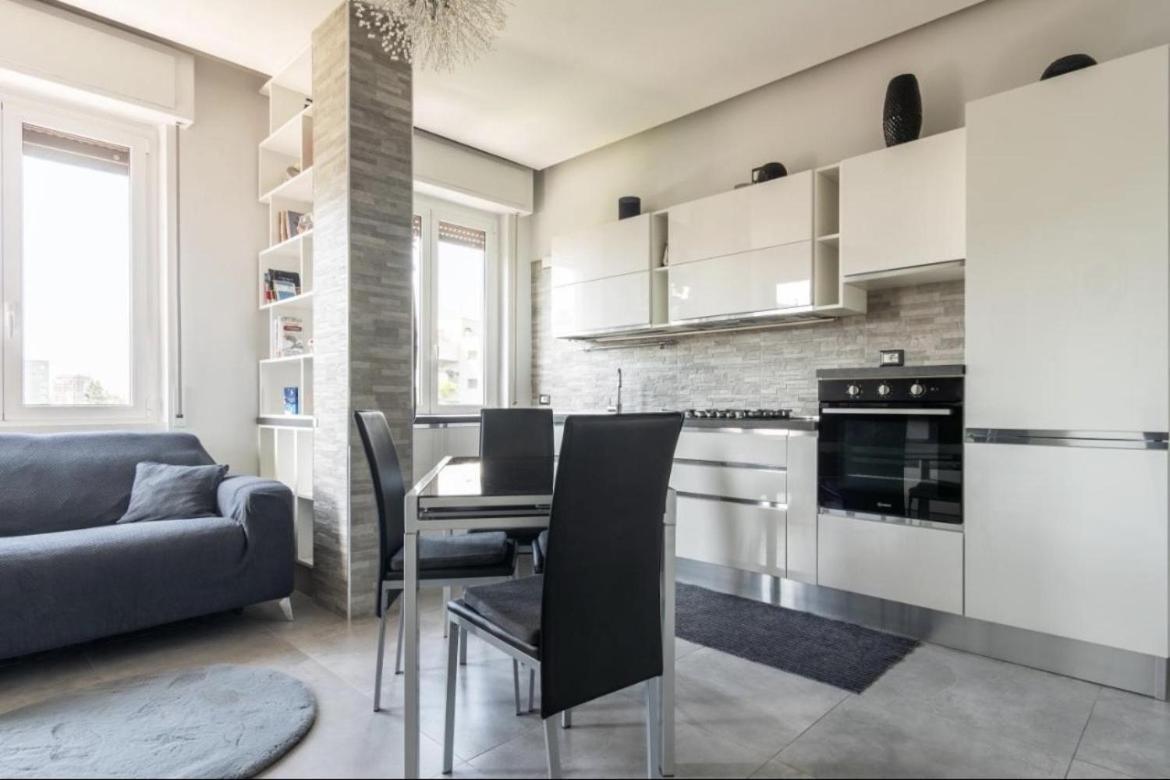Luxury In Prada District Near Mm Brenta & Center - Ideal For Business Profiles * Mailand