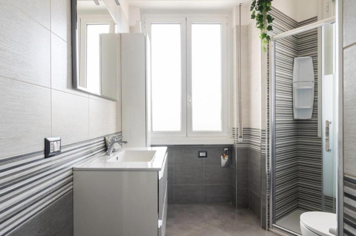 Apartment Luxury In Prada District Near Mm Brenta & Center - Ideal For Business Profiles