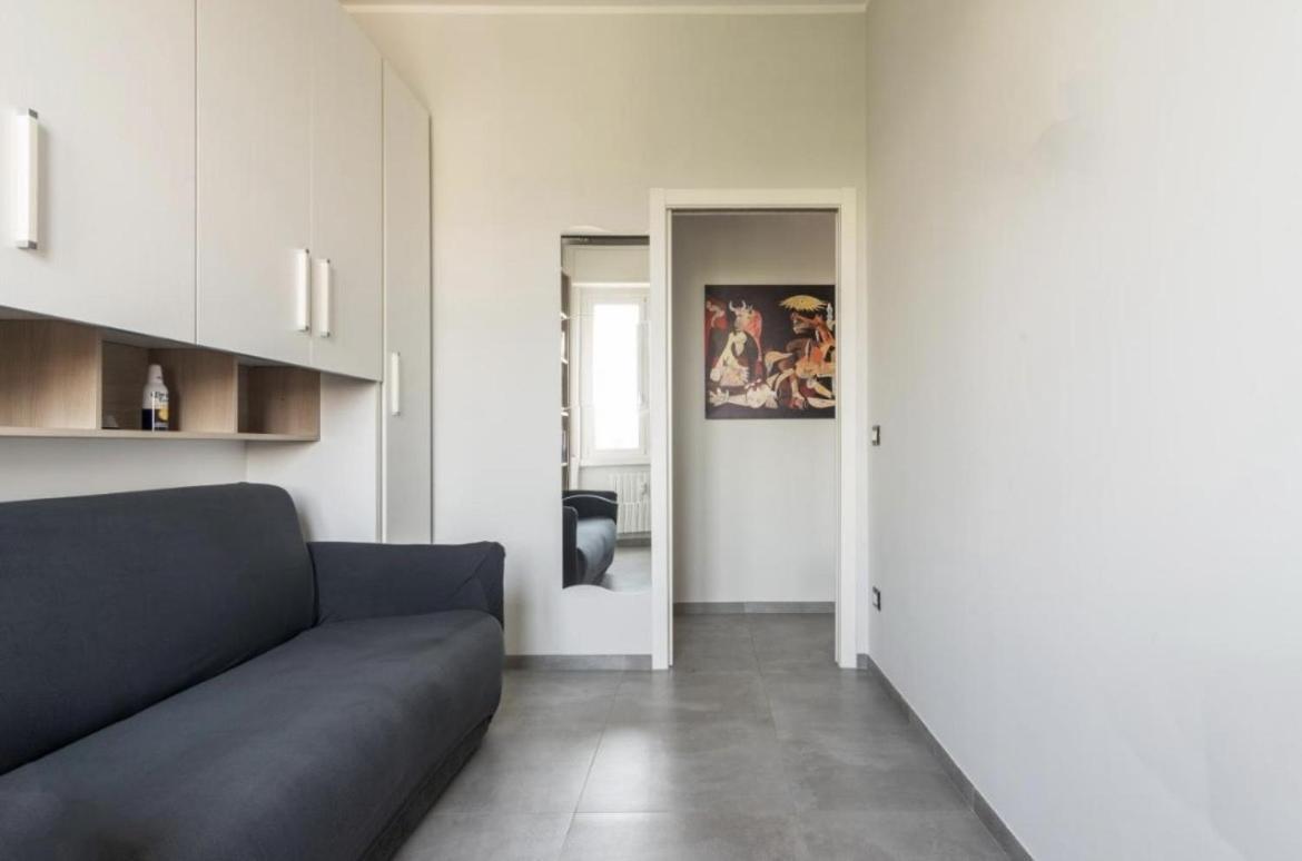 Luxury In Prada District Near Mm Brenta & Center - Ideal For Business Profiles Apartment Mailand