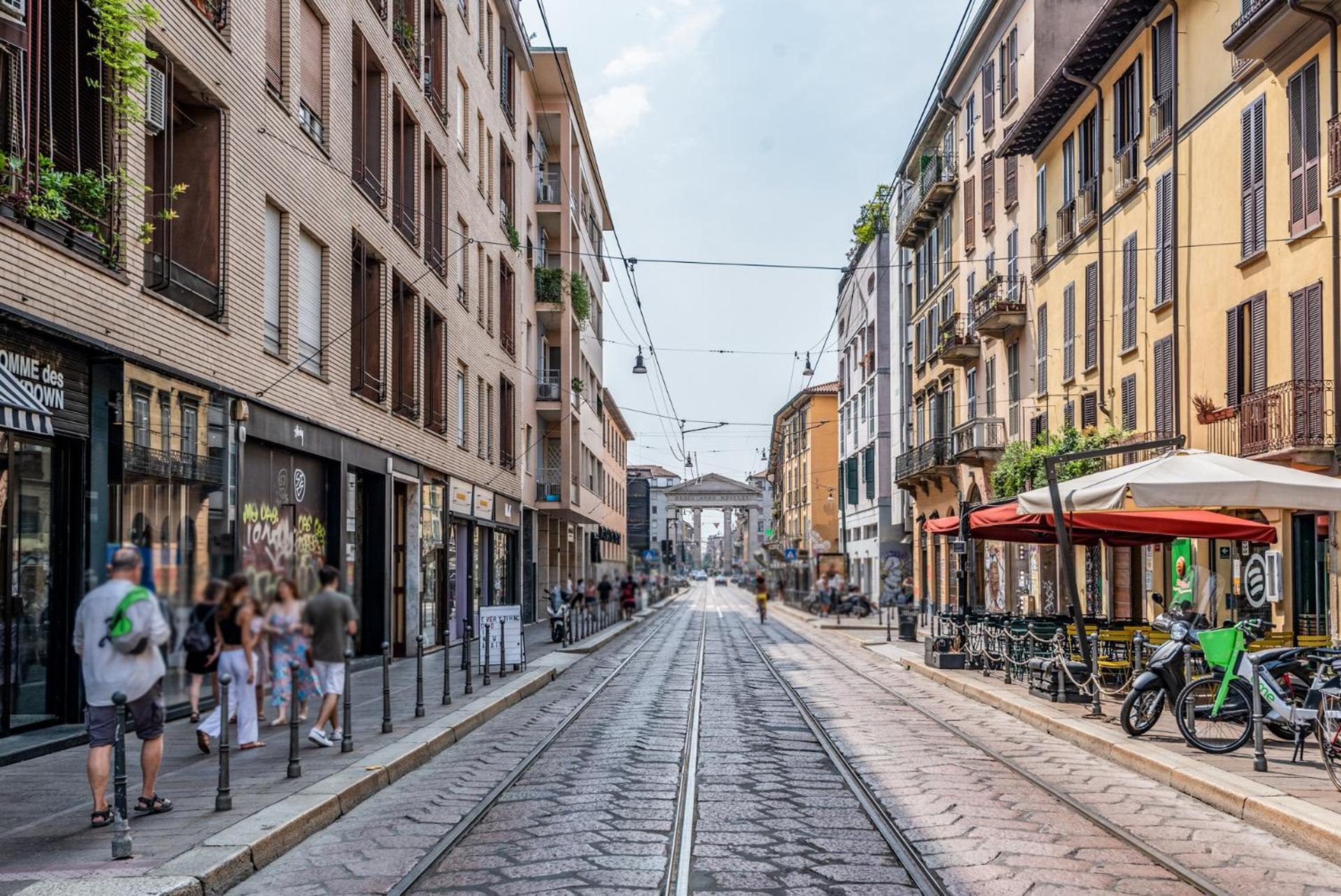 2 Pax Wi-fi Porta Ticinese Milão