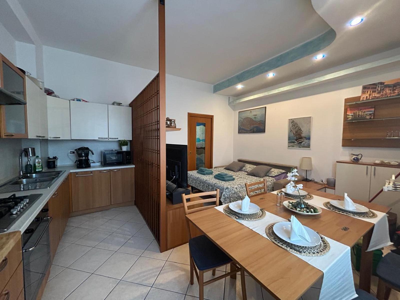 Your In - Elegant & Comfortable Apartment *