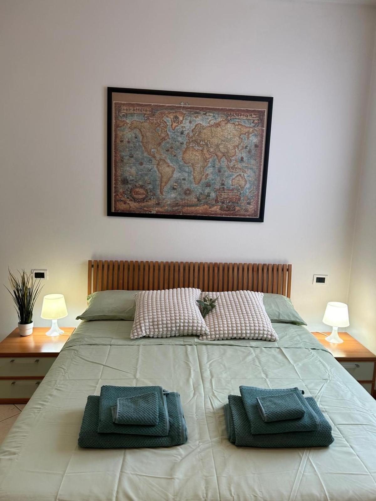 Your In - Elegant & Comfortable Apartment