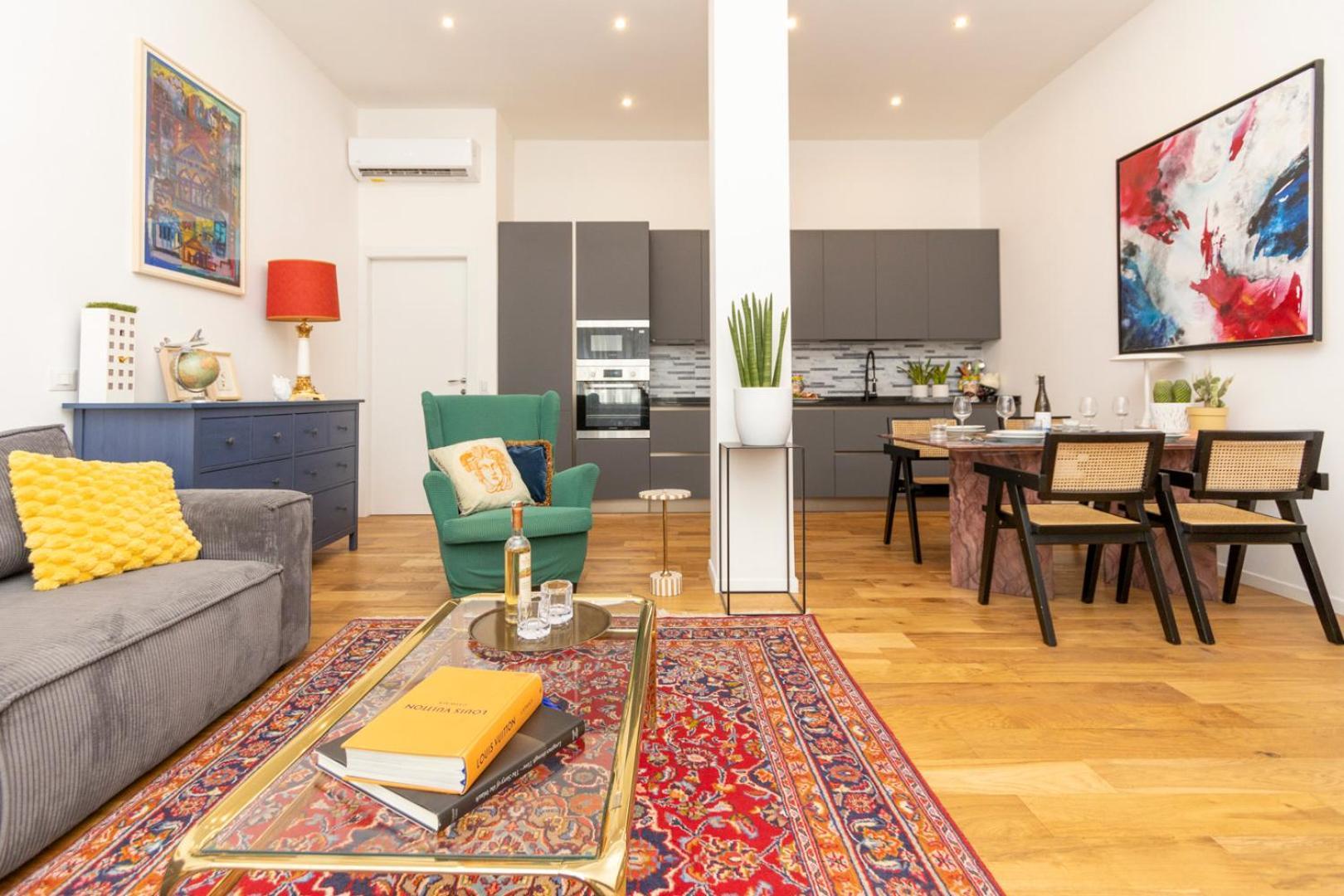 Loft Luxury Design- With 2 Bedrooms -wifi Ultra-5min Metro Apartamento