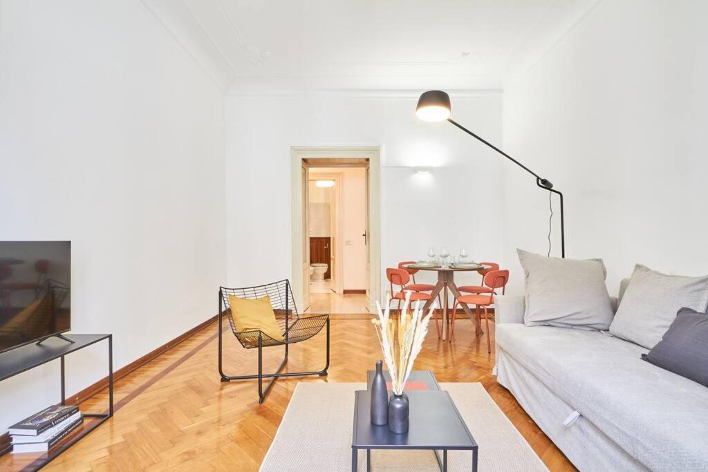 Apartamento Easylife - Sophisticated In Cadorna Area Milão