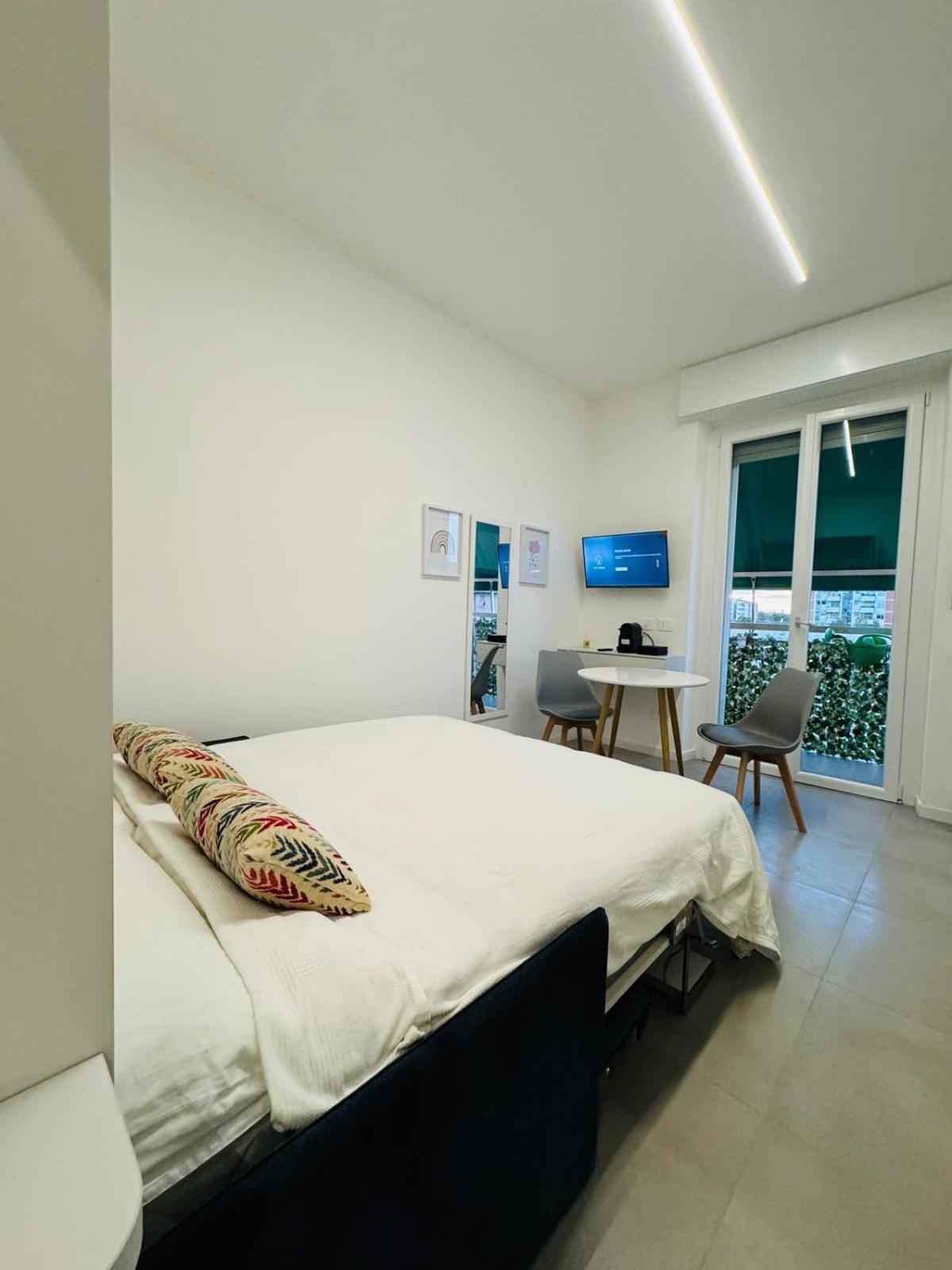 Urban Cloud Apartment
