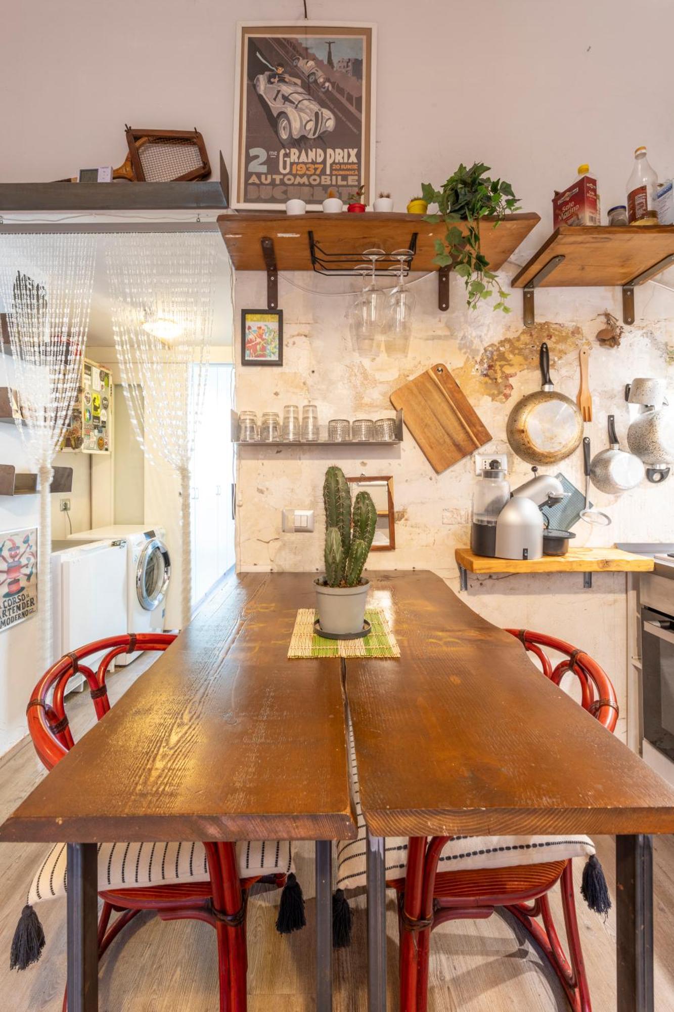 Apartamento Bessy House, Near Fondazione Prada Milão