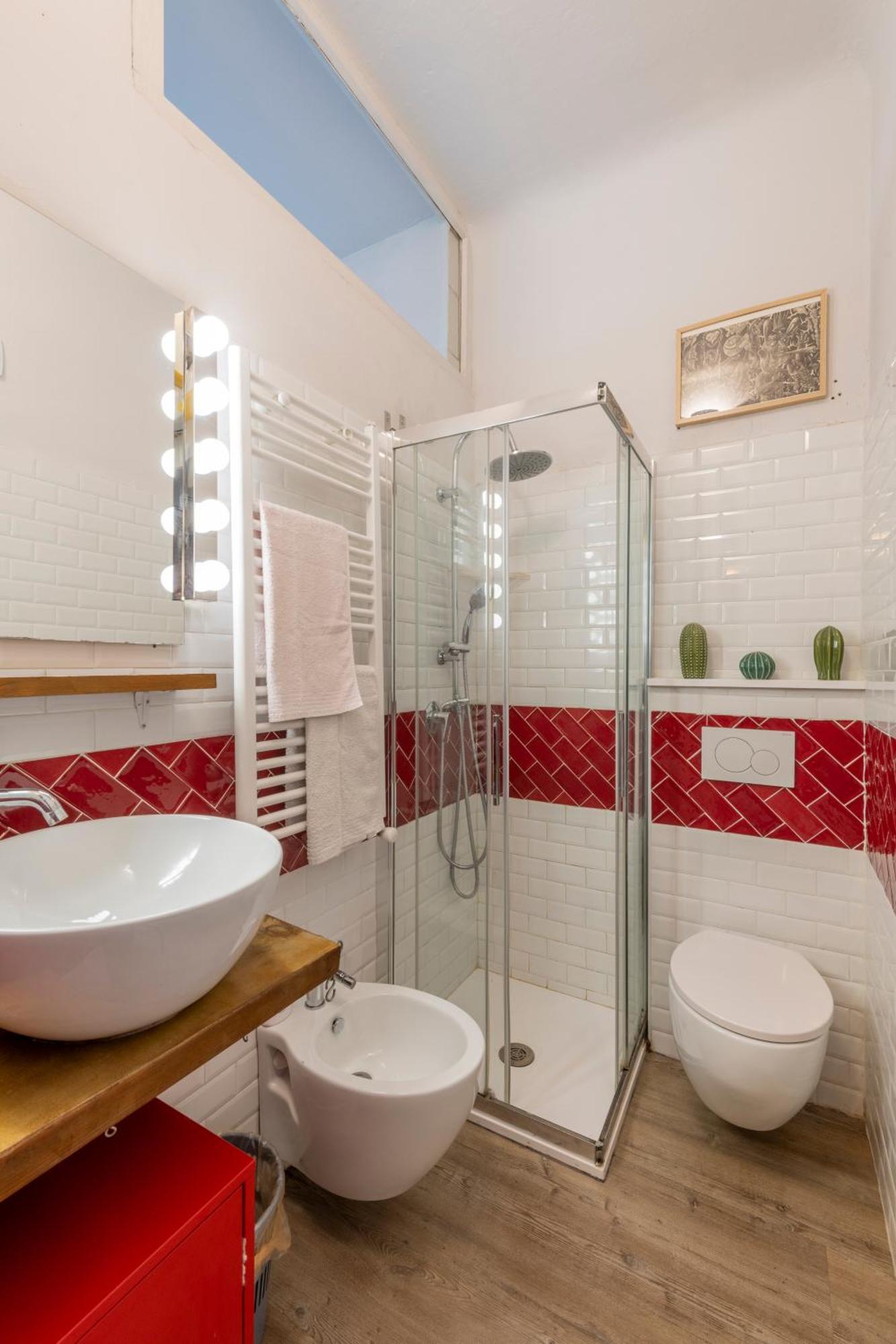 Apartamento Bessy House, Near Fondazione Prada Milão