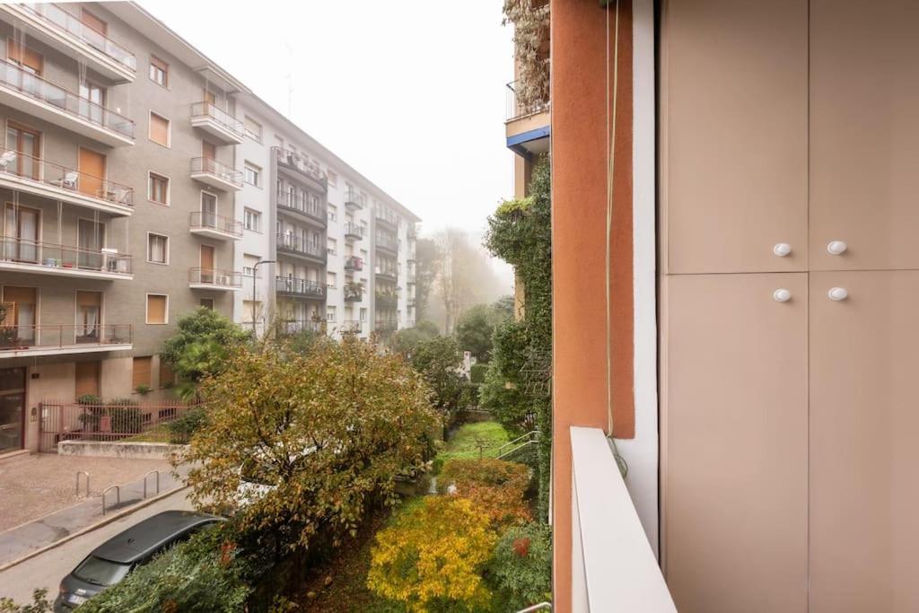 Wonderful 2 Bedrooms Fiera Area - Mirable Pm Apartment Mailand
