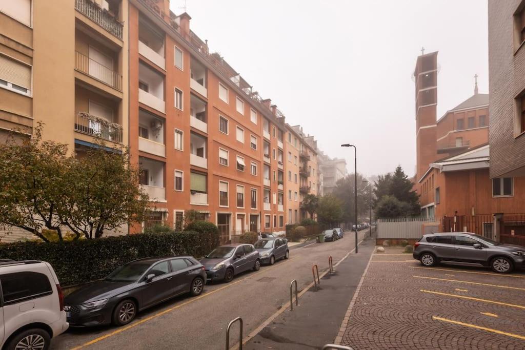 Apartment Wonderful 2 Bedrooms Fiera Area - Mirable Pm Mailand