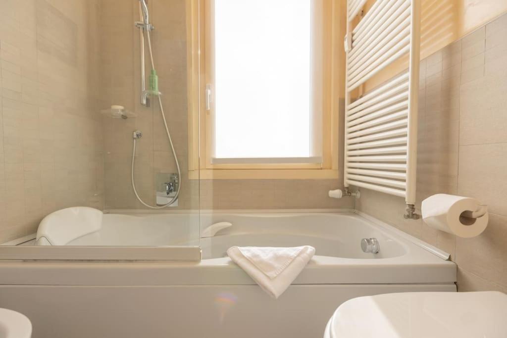 Wonderful 2bedroom Flat Solari 7th F - Mirable Pm * Milão