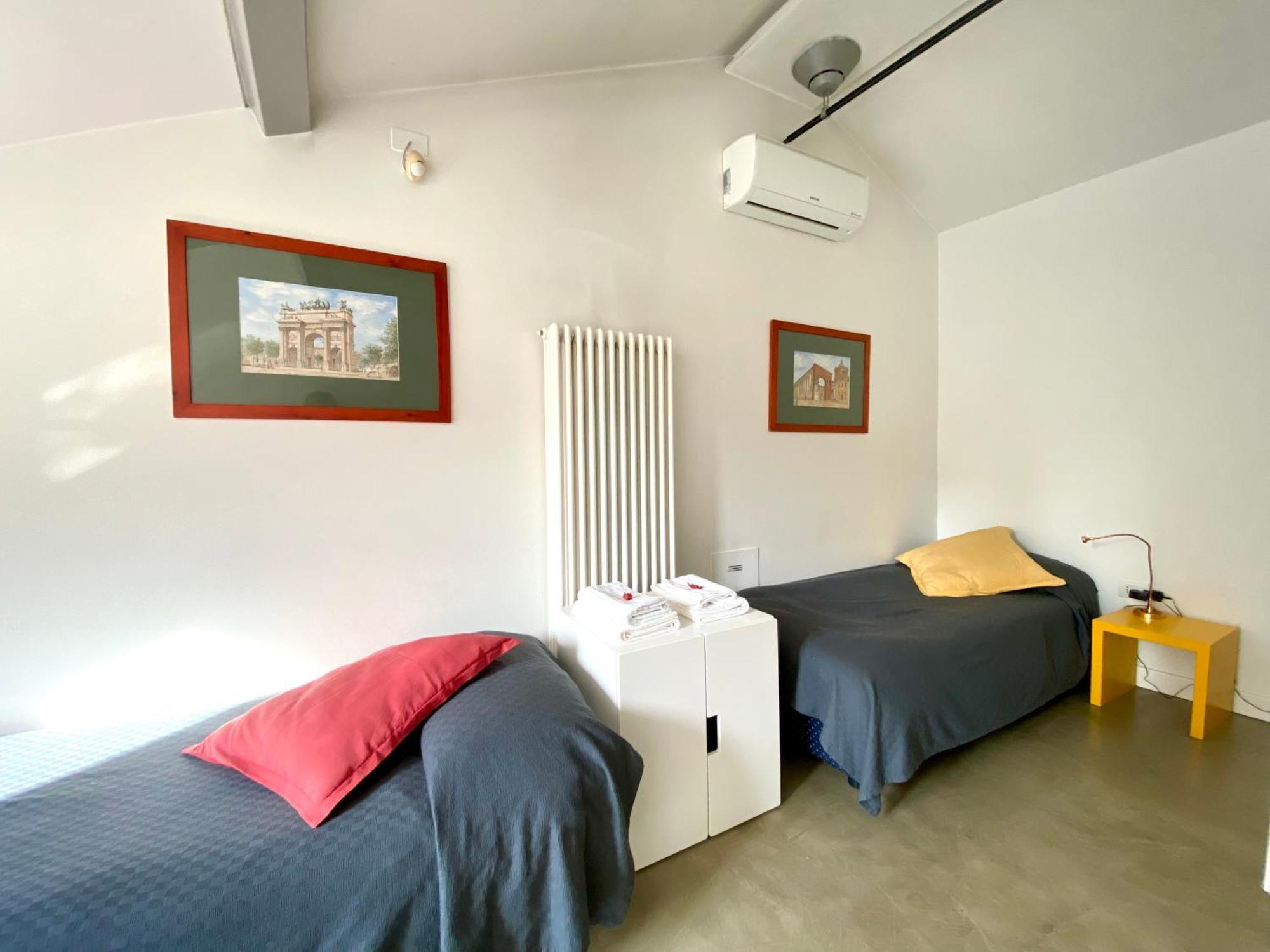 Privatunterkunft Sant Ambrogio With Private Terrace In Shared Flat