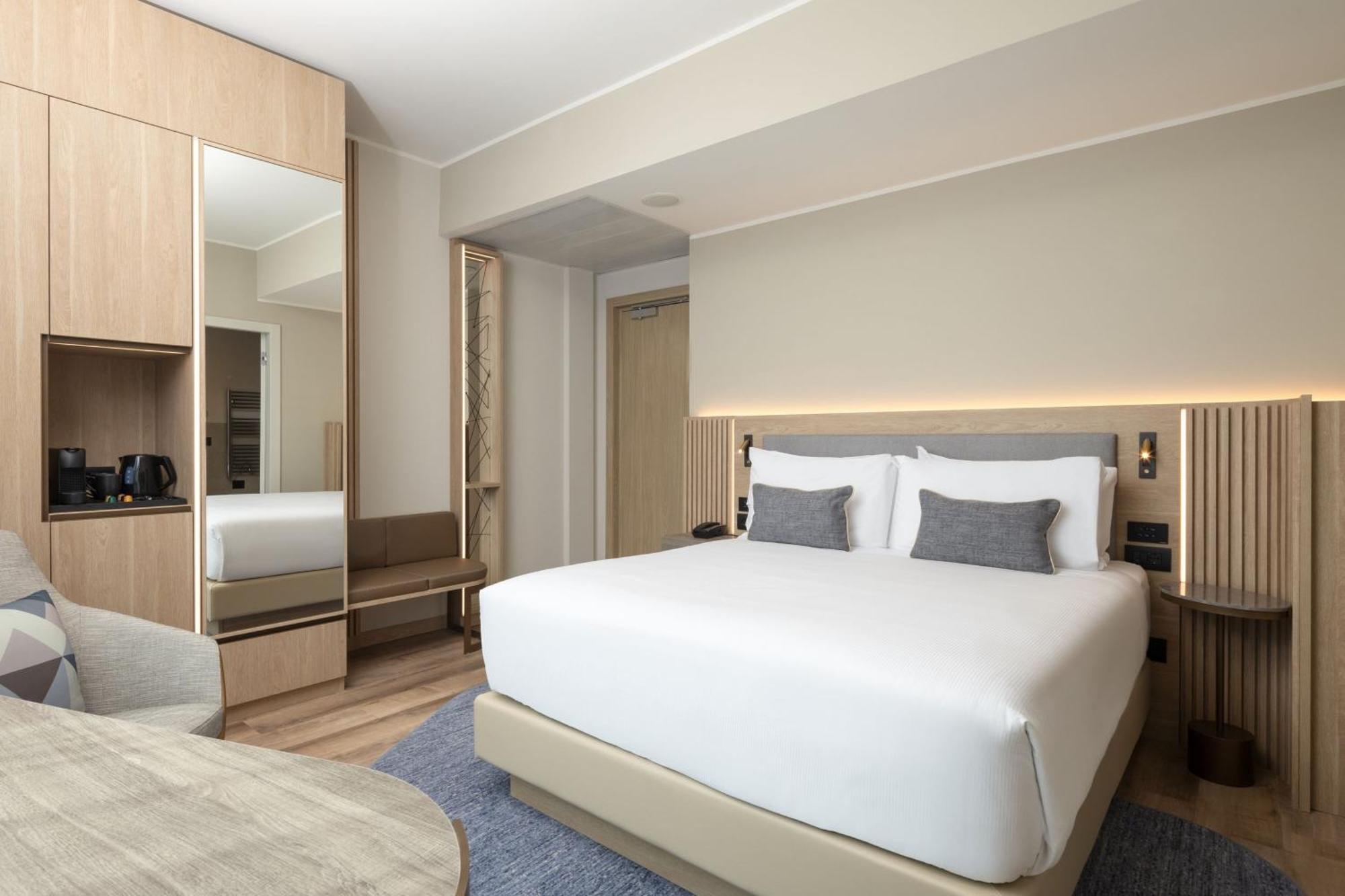 Courtyard By Marriott Linate 4* Milan