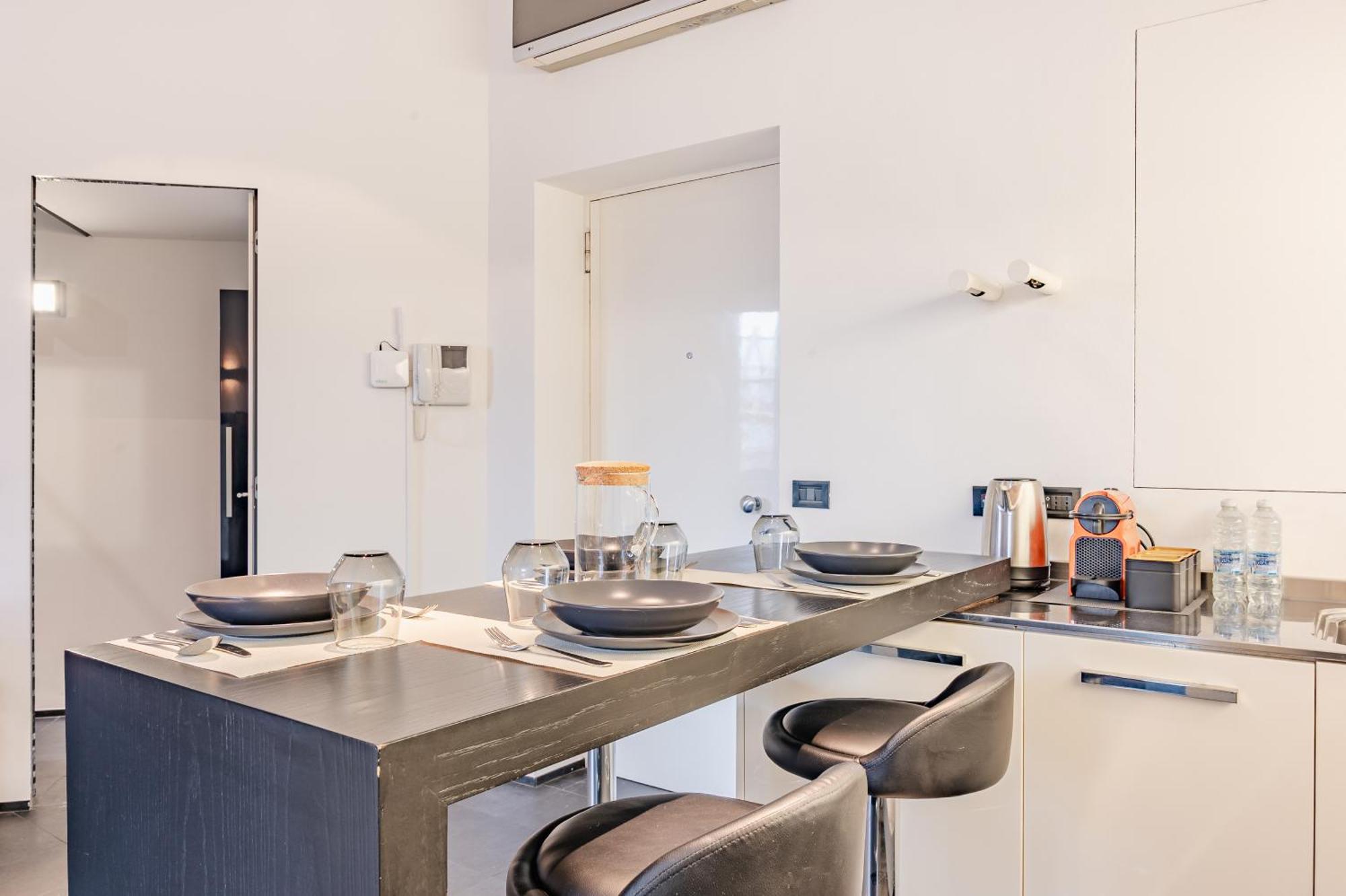 Exclusive Led House Corso Mailand
