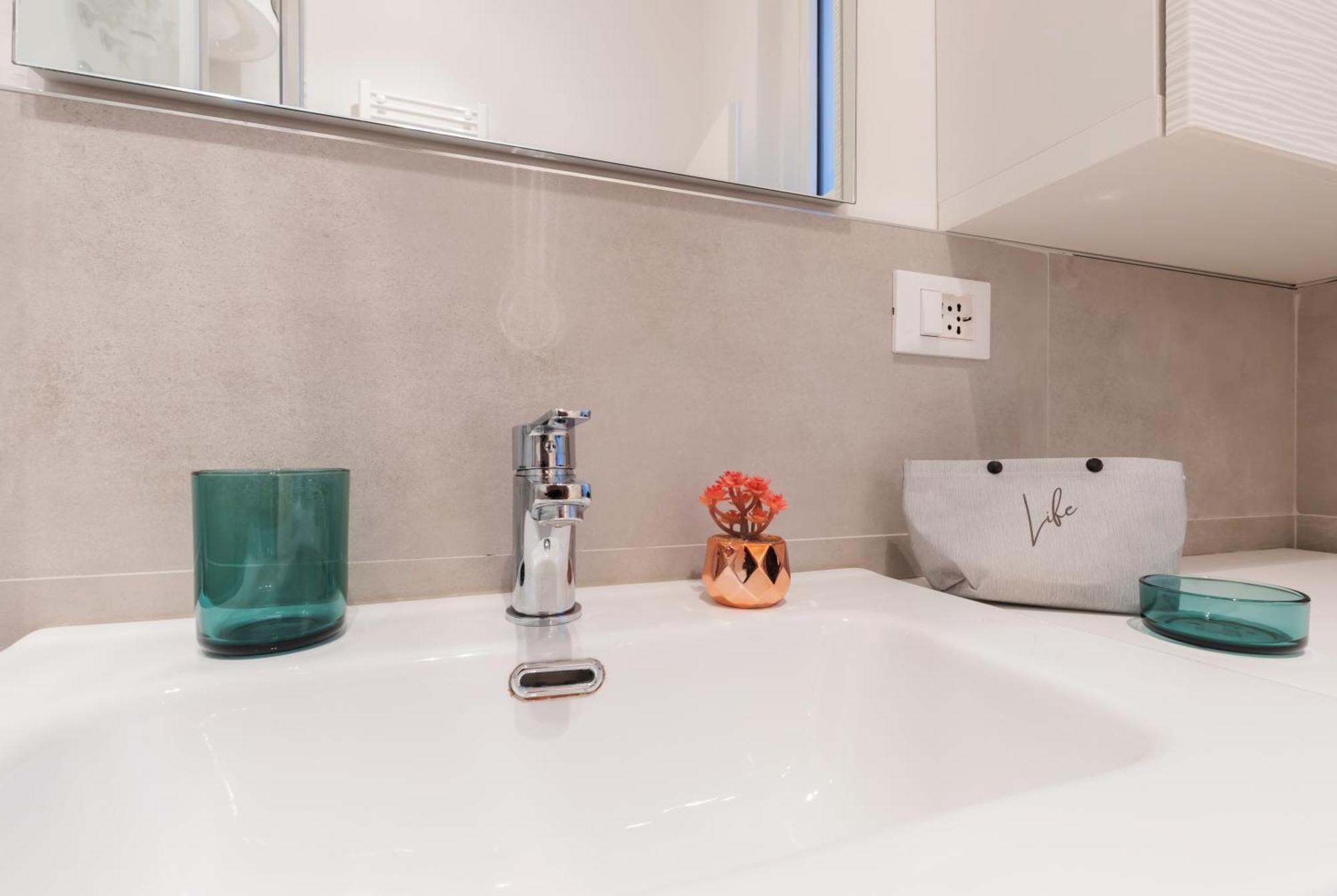 Apartment Casa Magenta A 4 Minuti Dalla Metro Wifi & Ac Mailand
