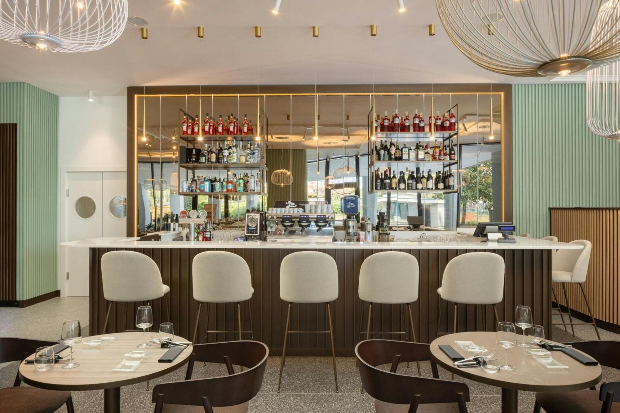 Courtyard By Marriott Linate Hotel 4*