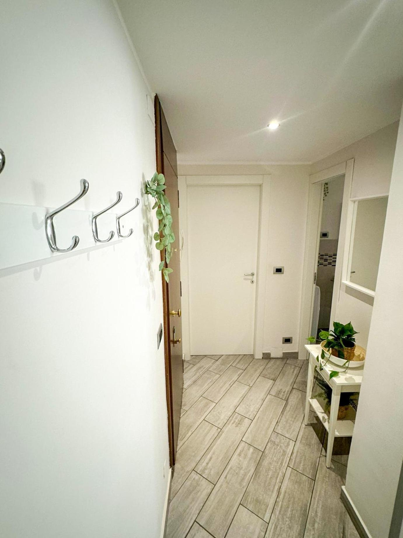 In Town - Fiera Apartment