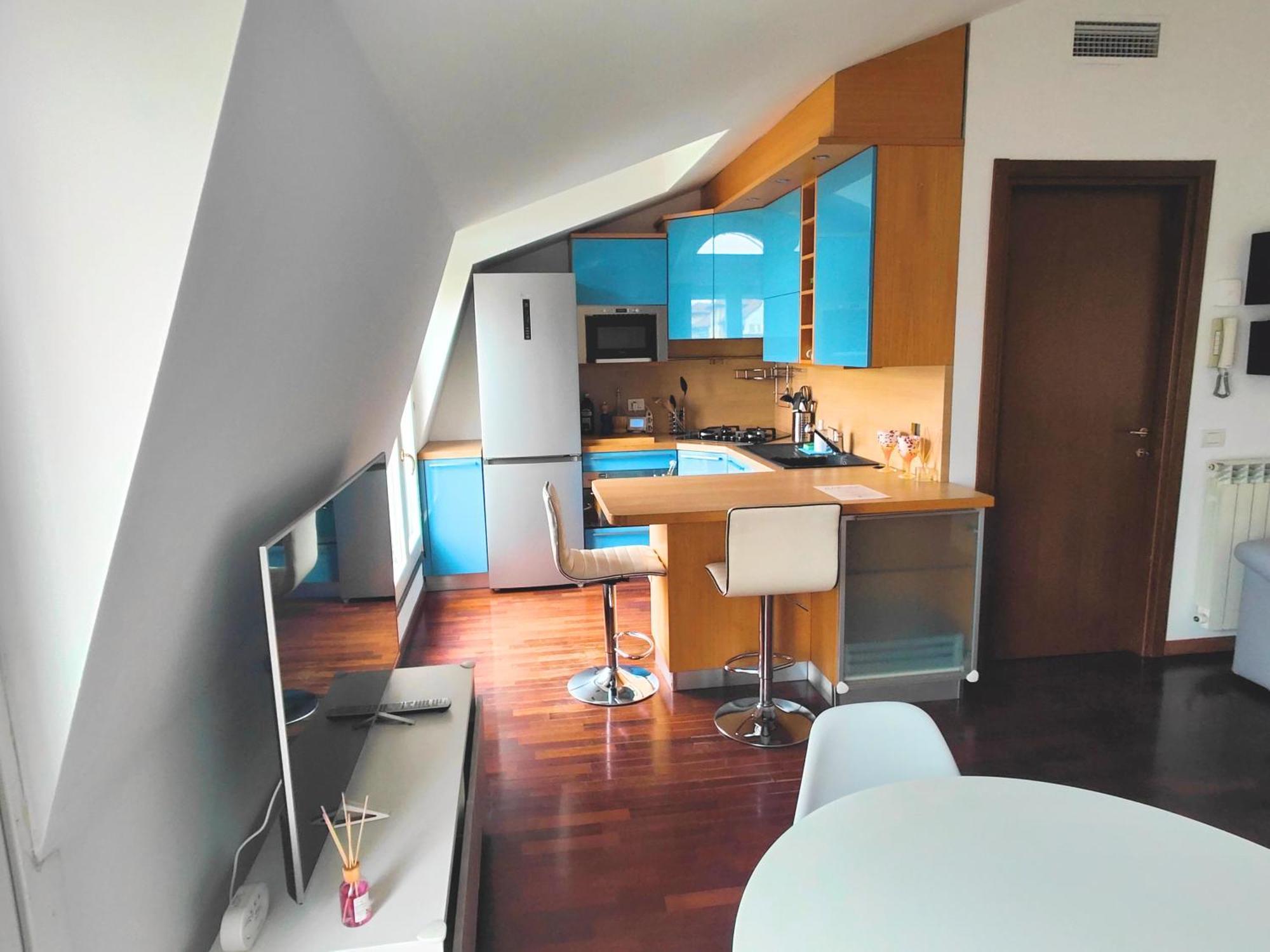 Urban Attic Isola District * Mailand