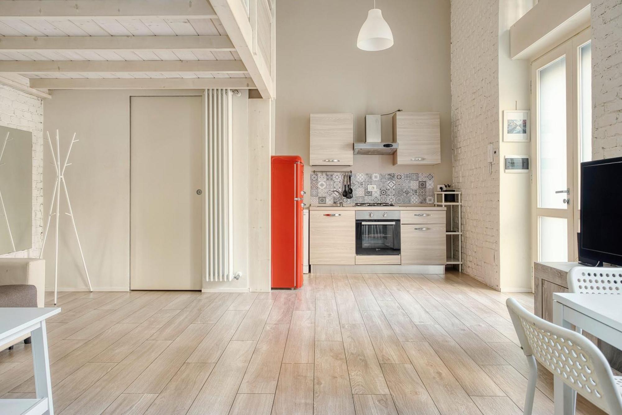 Apartment Modern Loft Near Bosco Verticale Mailand