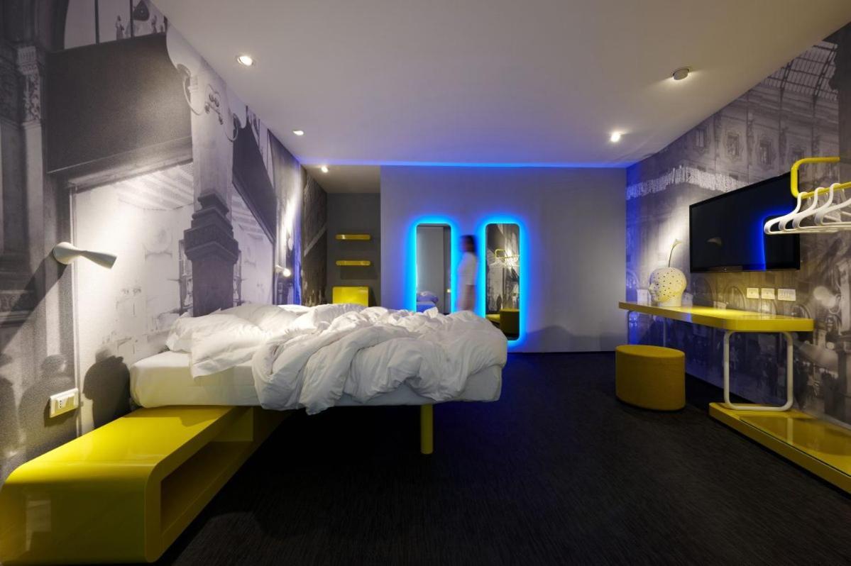 Town House Street Hotel