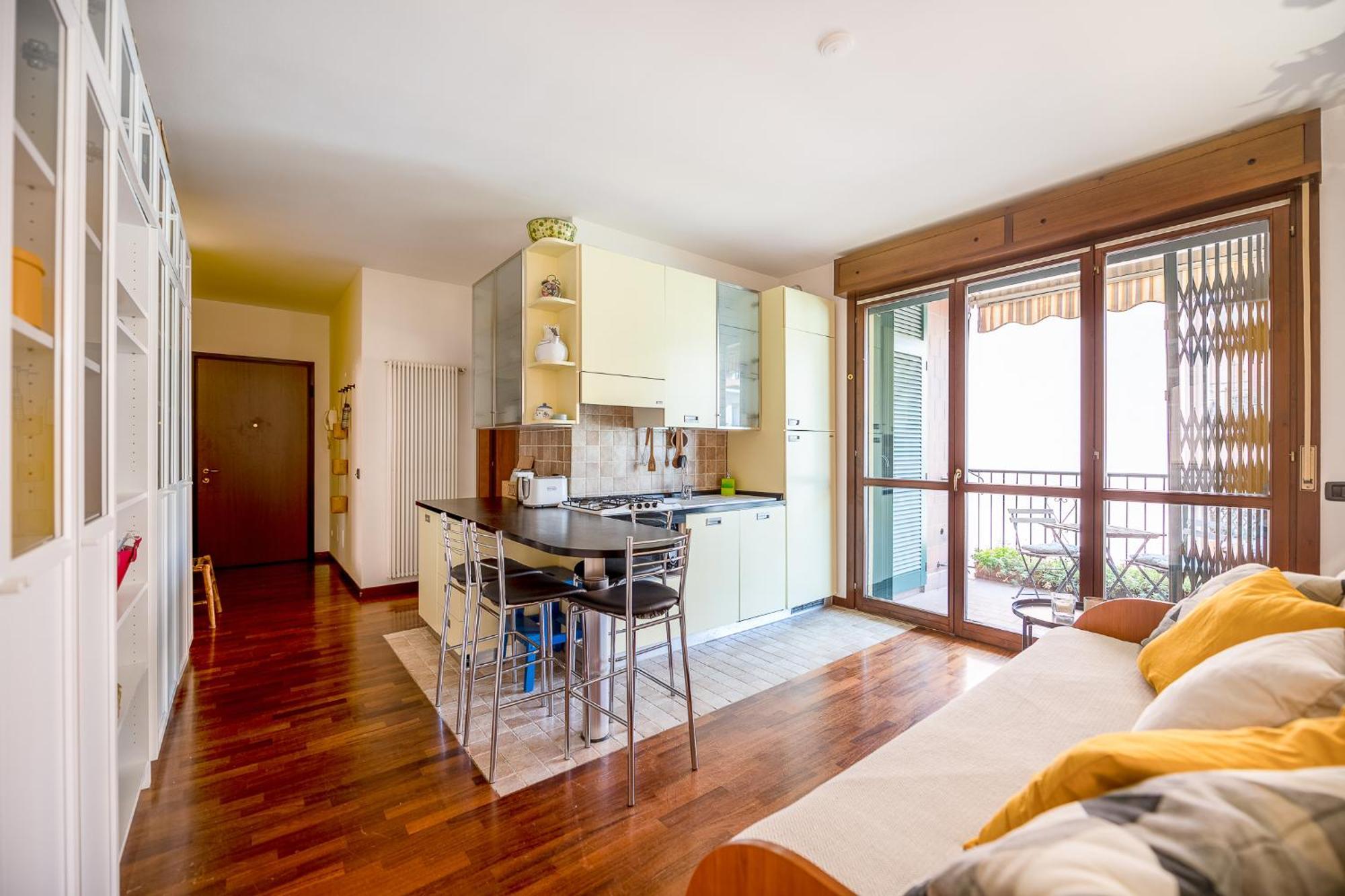 Bright And Quiet With Terrace - M3 Lodi 10min Mailand