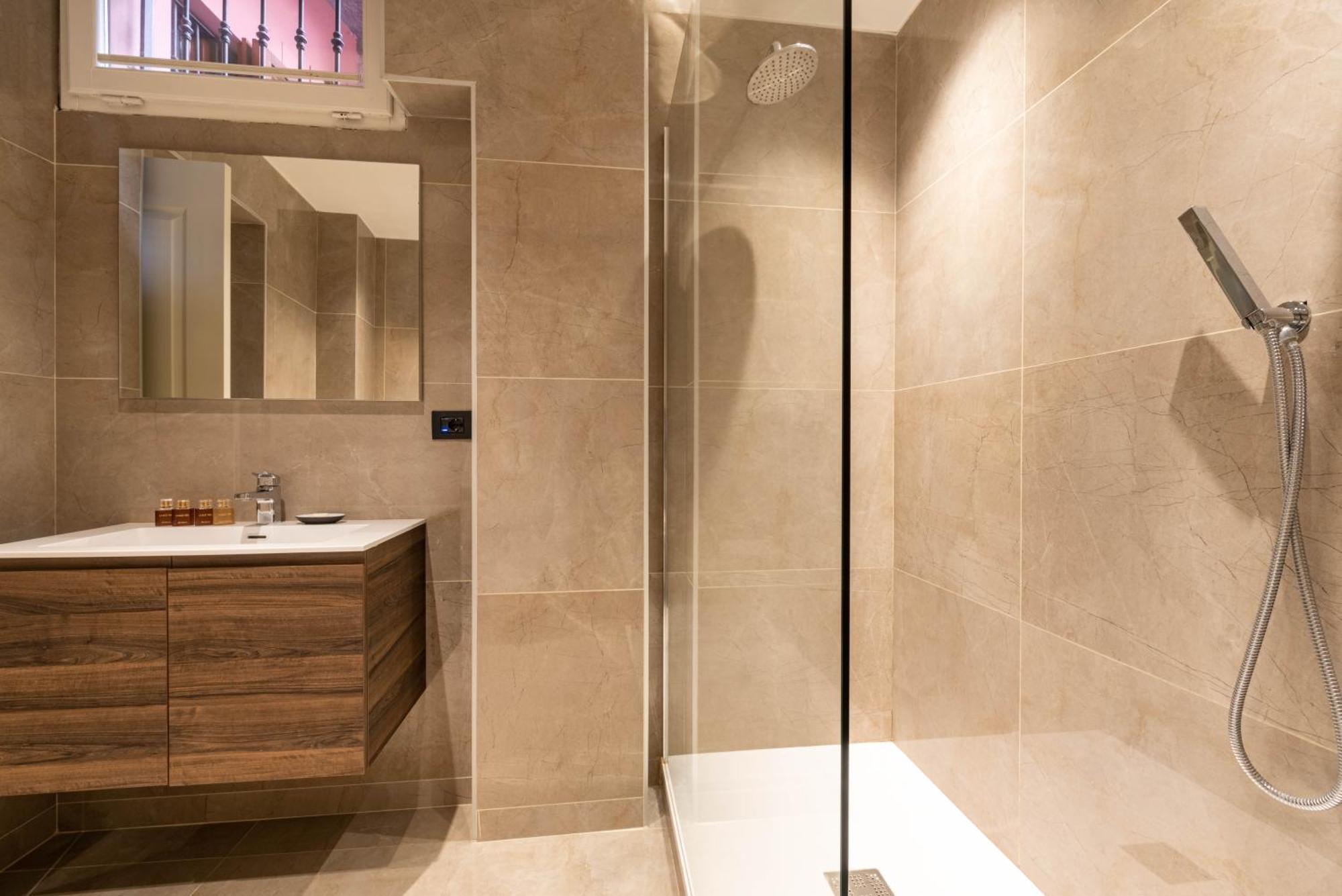 Apartment Moscova Luxury In Brera With Wifi And 3 Bedrooms