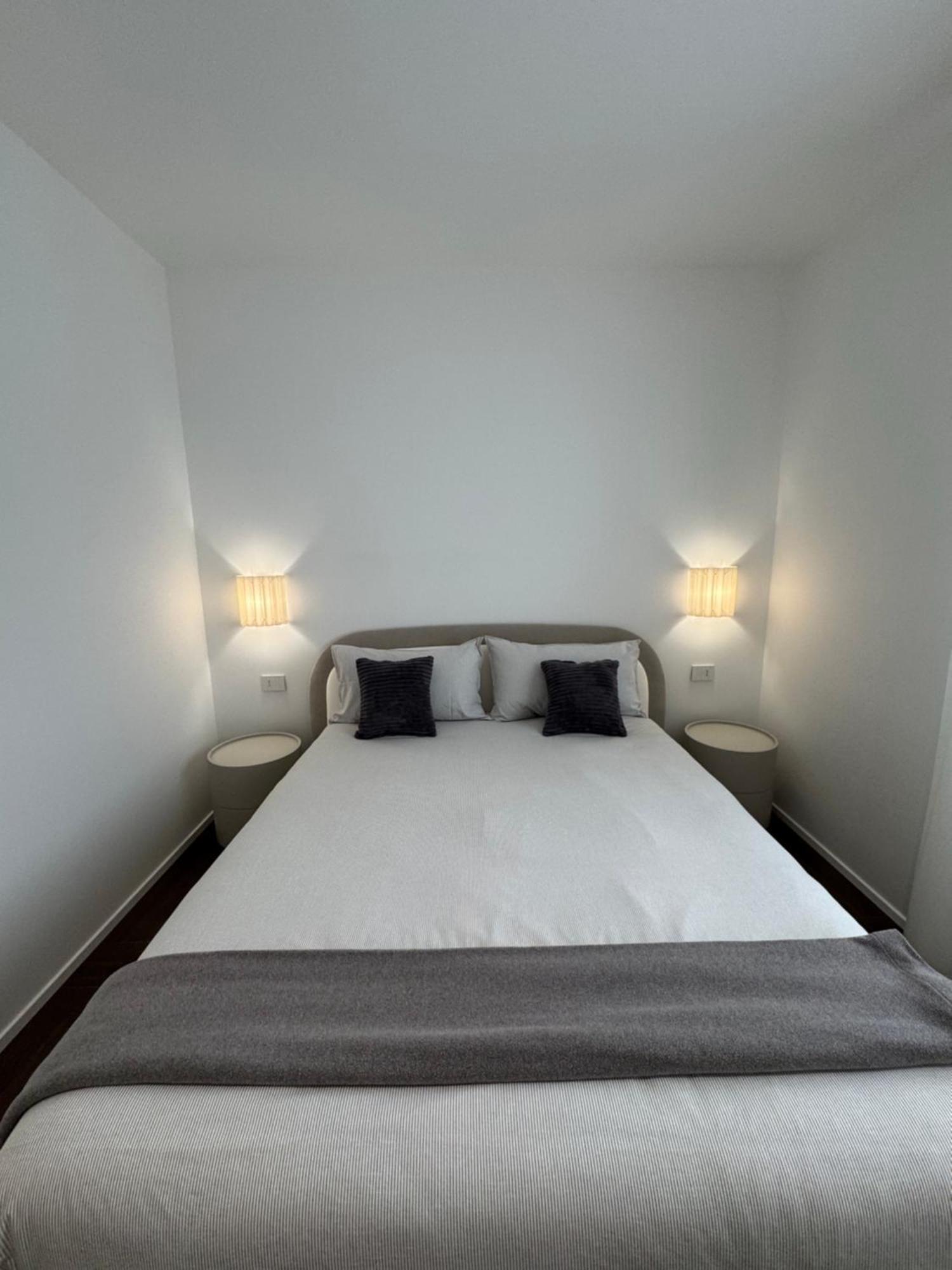 Apartamento White House Con Posti Auto *