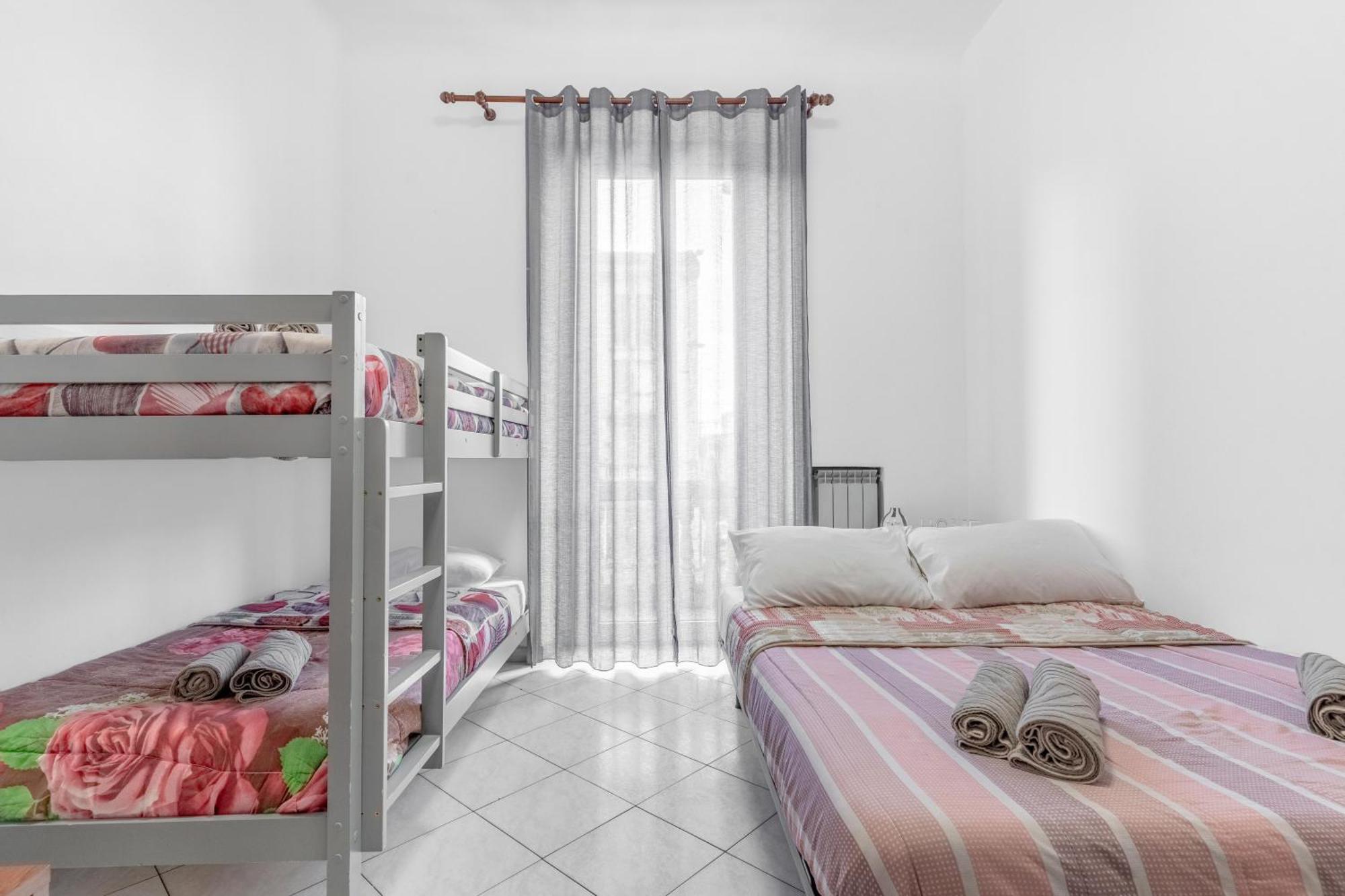 Mo109 - Loreto - Duomo- Large - Apartment *