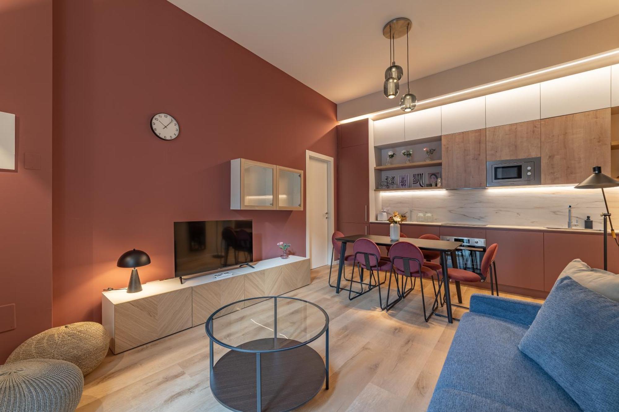 5' From Station, With 2 Bedrooms Apartment Milan