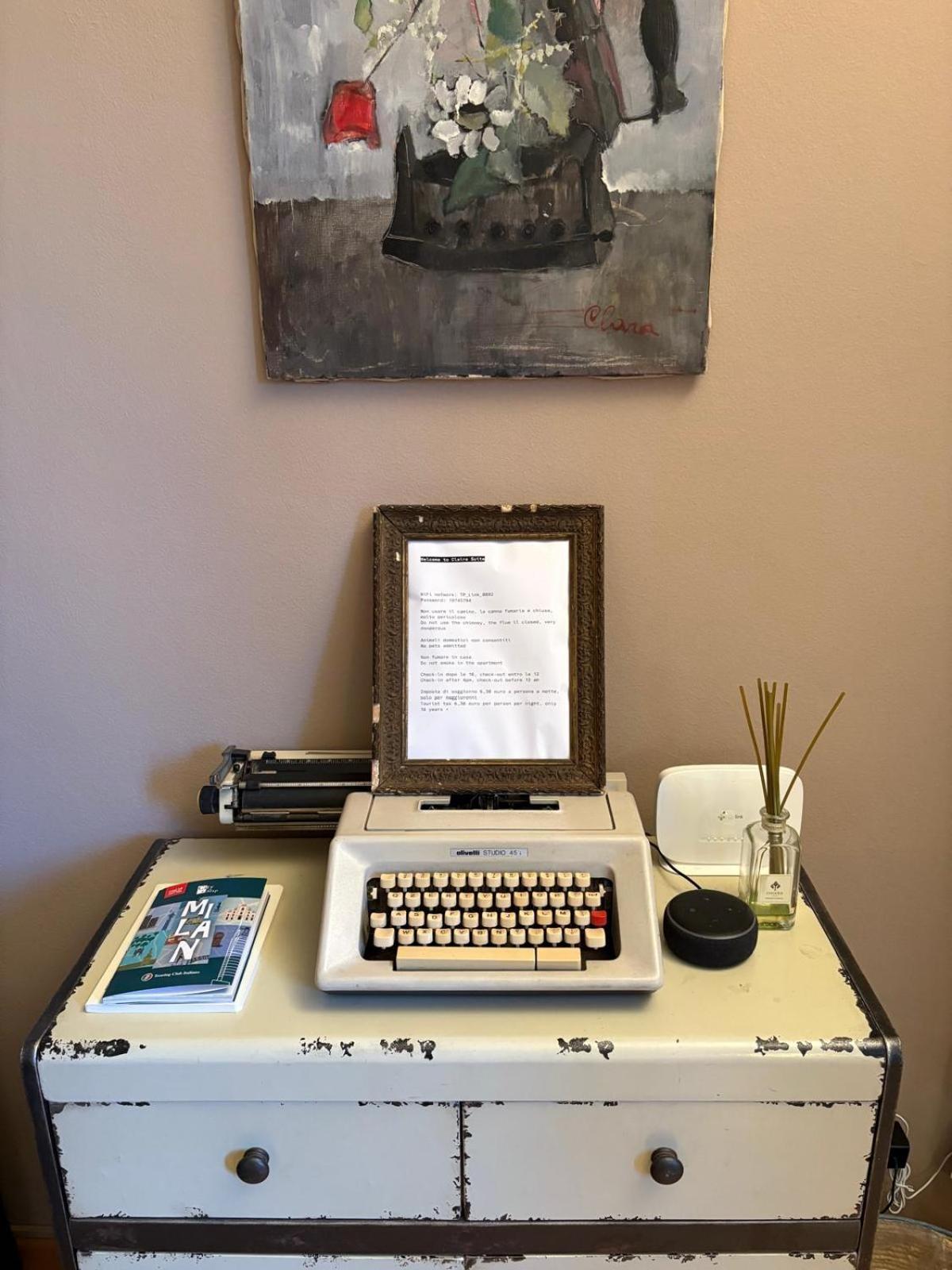 Claire De Angeli Apartment *