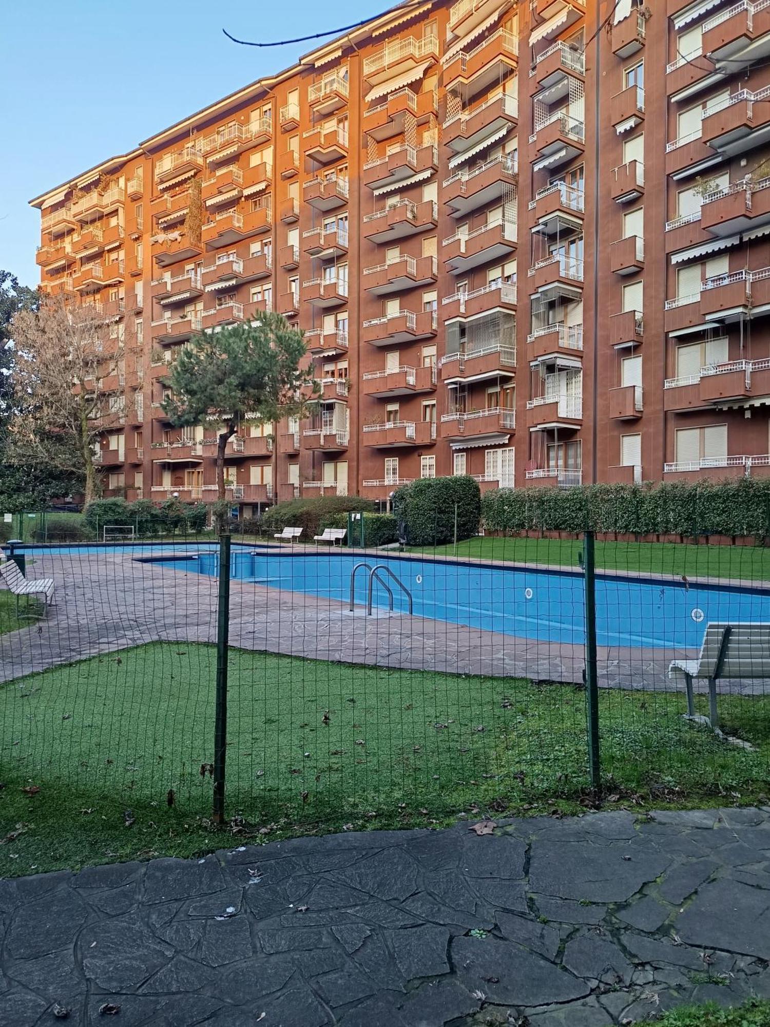 Sky View With Swimming Pool, Ac, Wifi, M2 Bed & Breakfast