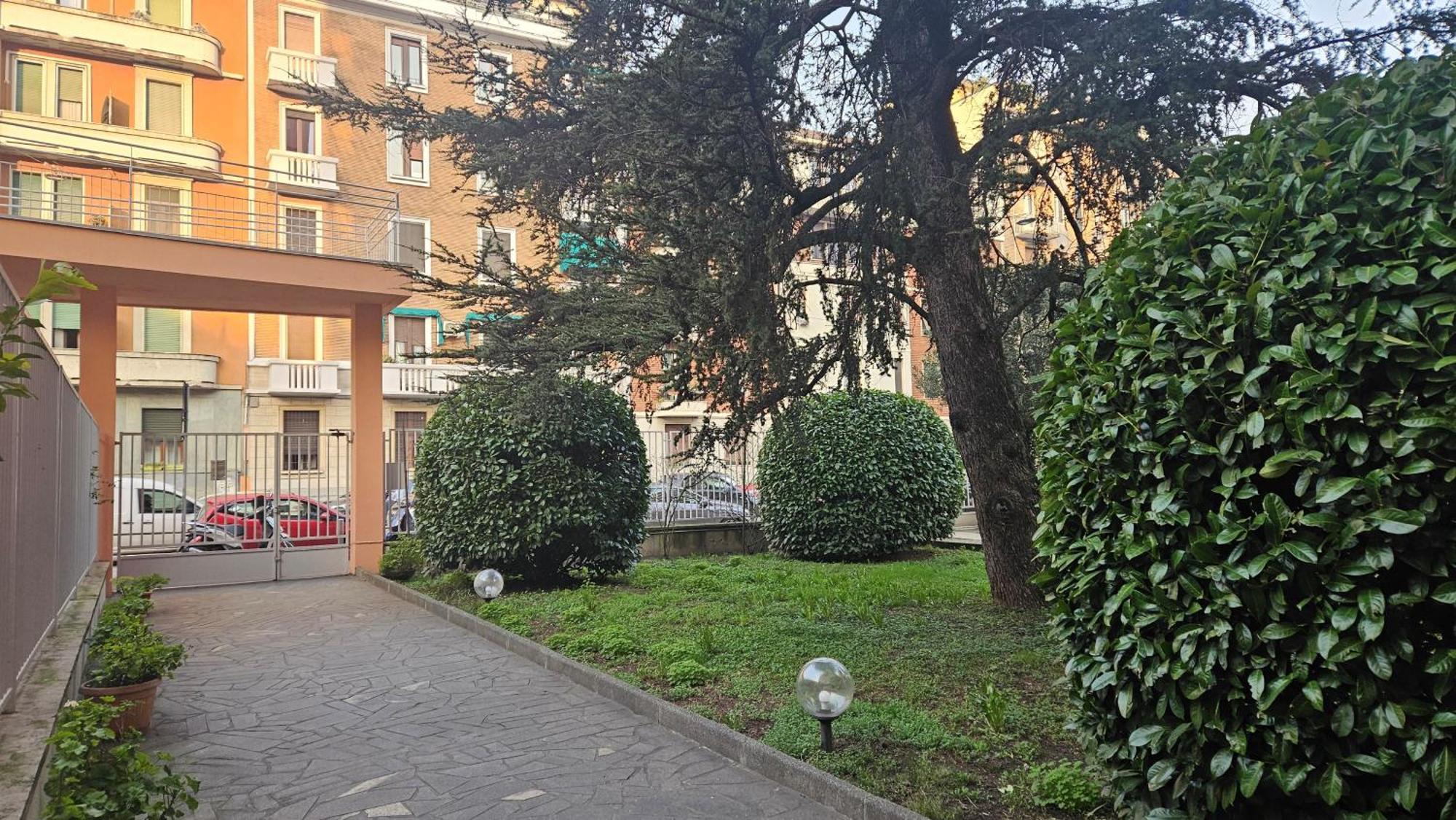 Apartamento Grazioso Monolocale In Via Calzecchi Milão