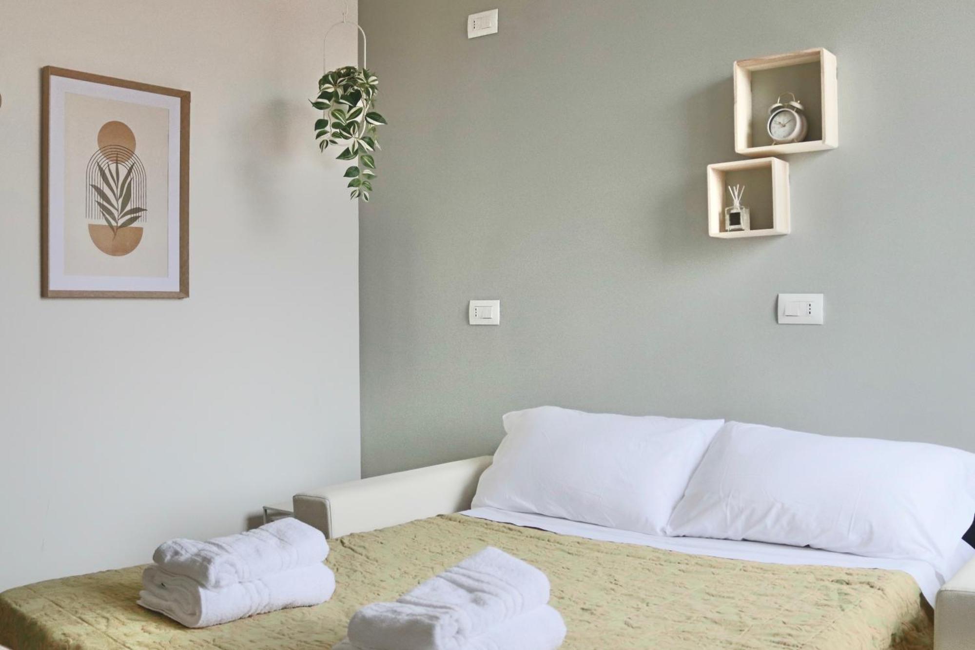 Tiny Attic, Corso Buenosaires, 6min To Duomo * Mailand