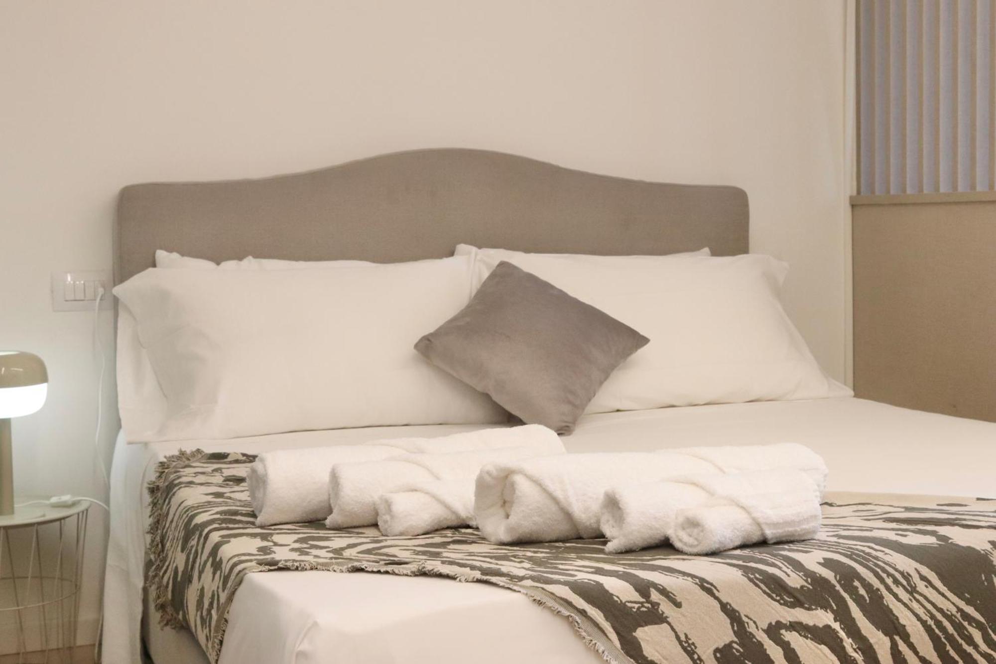 Tiny Attic, Corso Buenosaires, 6min To Duomo * Mailand