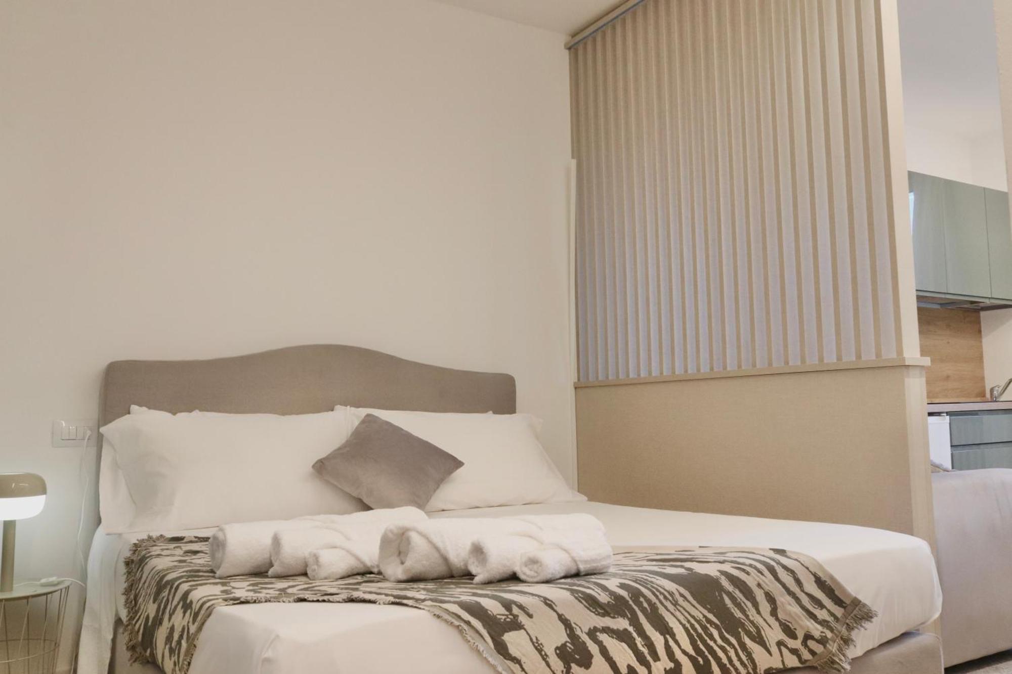 Tiny Attic, Corso Buenosaires, 6min To Duomo * Mailand