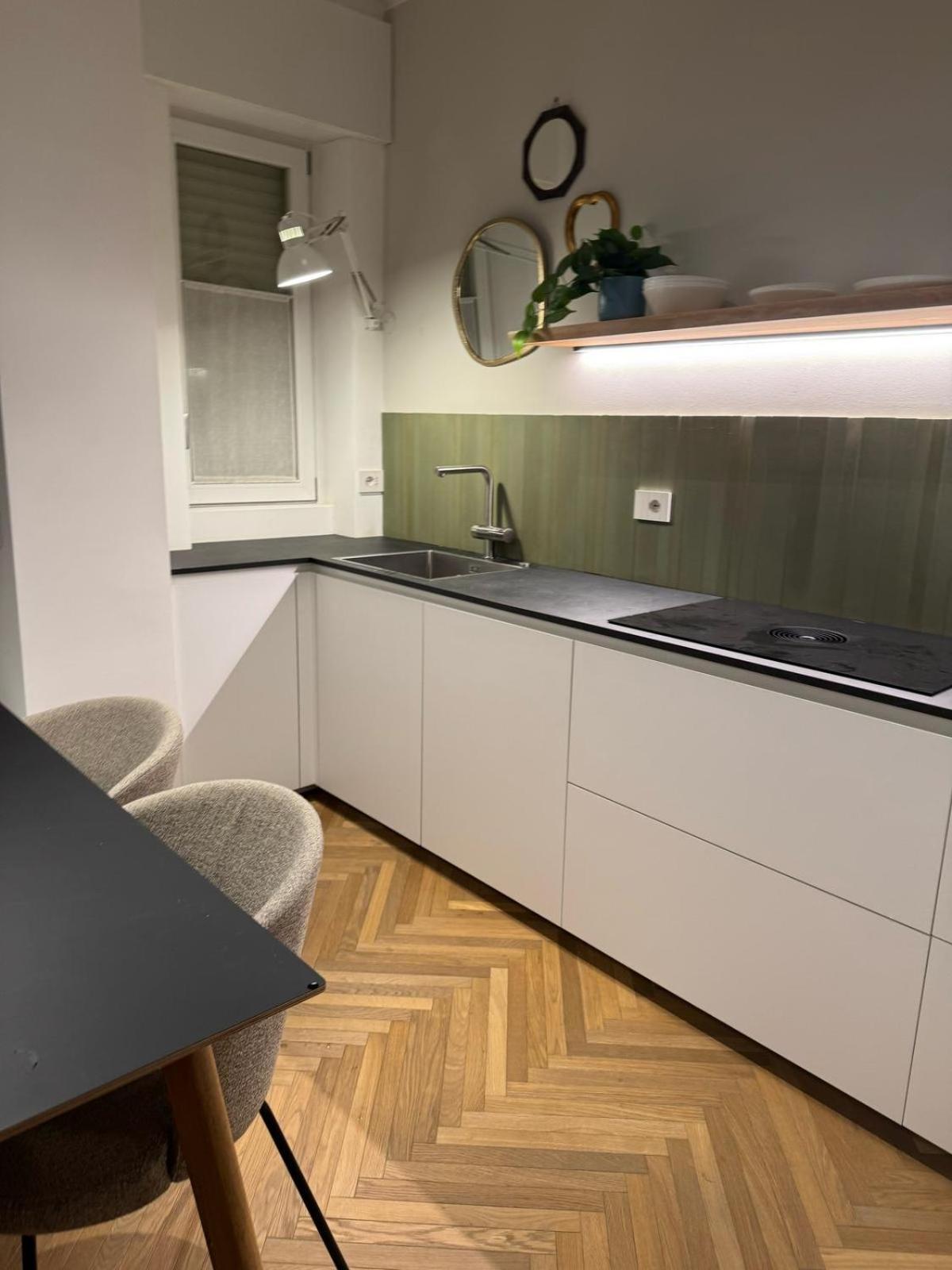 Easy Italy Life Apartment Mailand