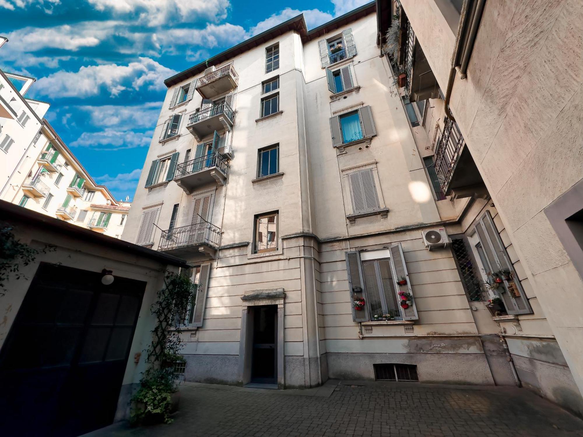 Ray 4 Life-castello * Mailand