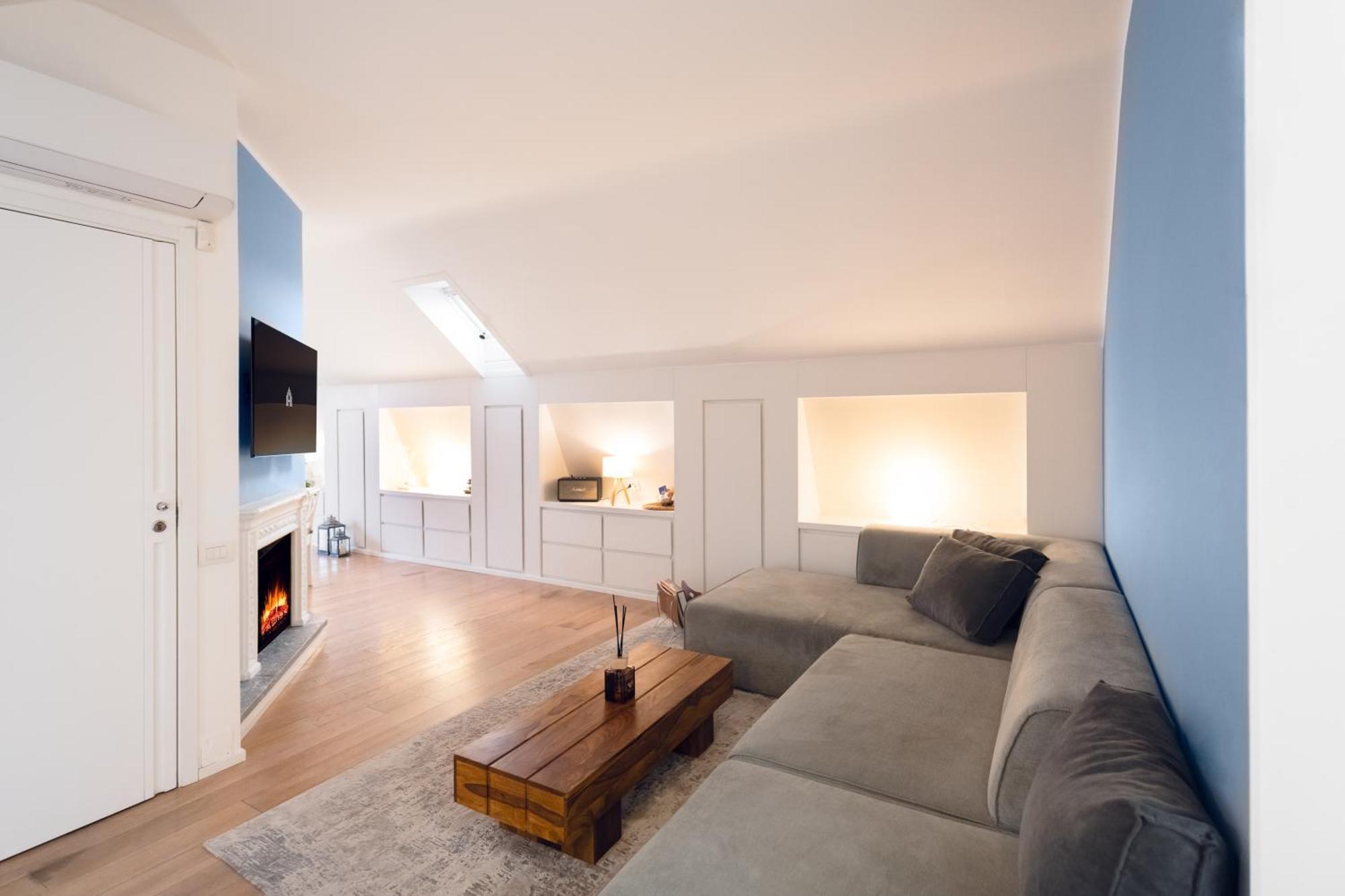 Sant'andrea Penthouse By Montenapoleone Living Apartment *