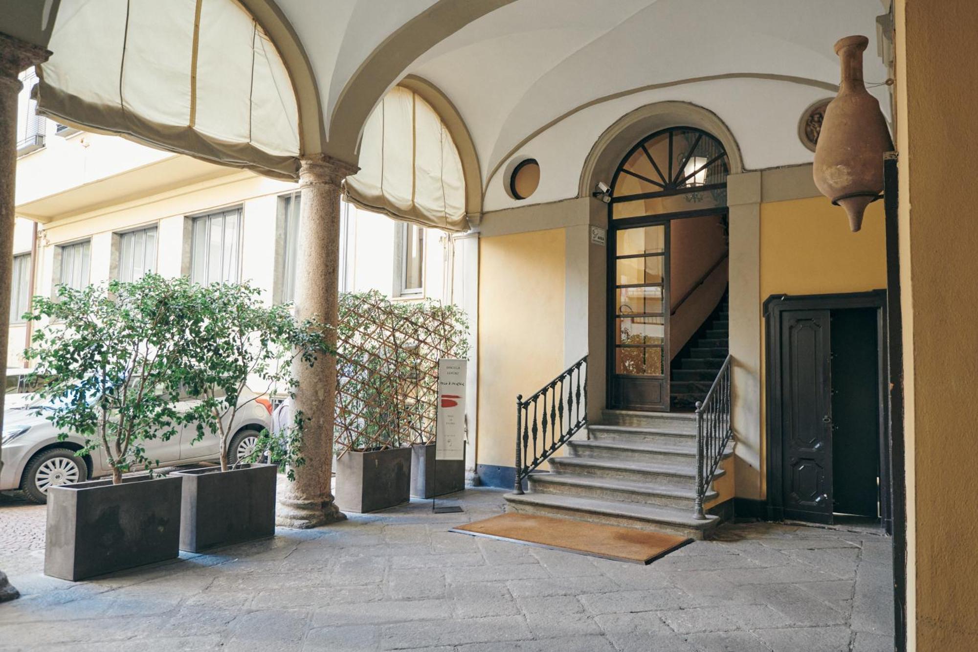 Sant'andrea Penthouse By Montenapoleone Living Apartment *