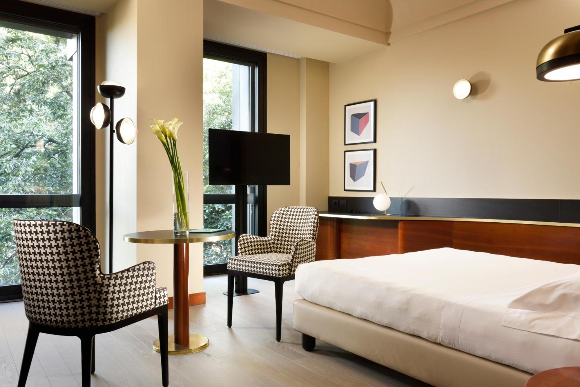 Hotel Una Cusani 4*