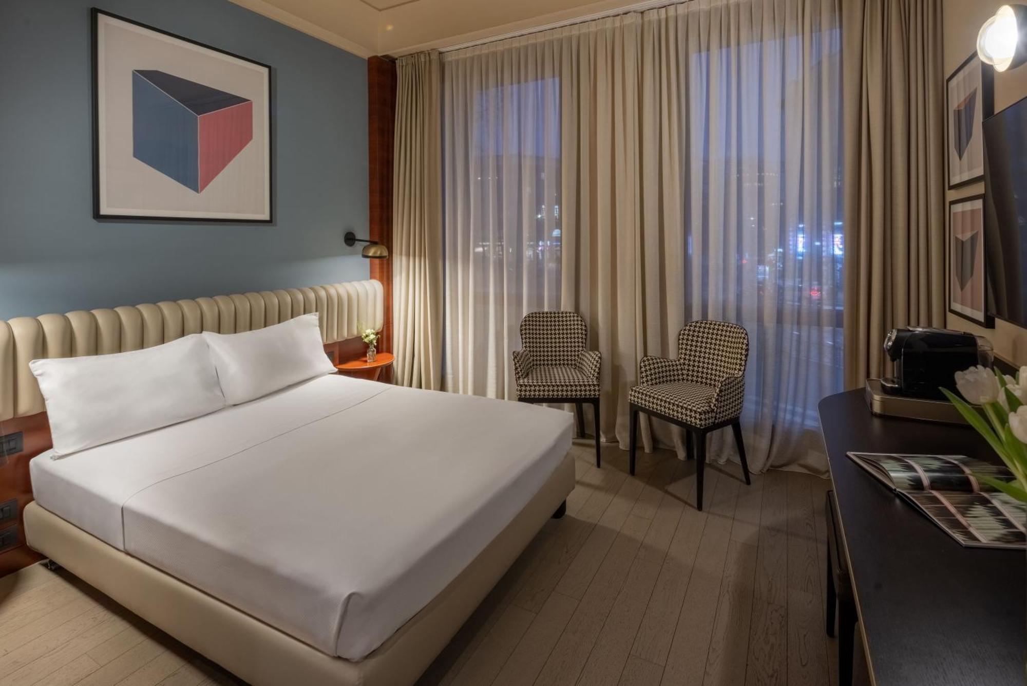 Una Cusani Hotel 4*