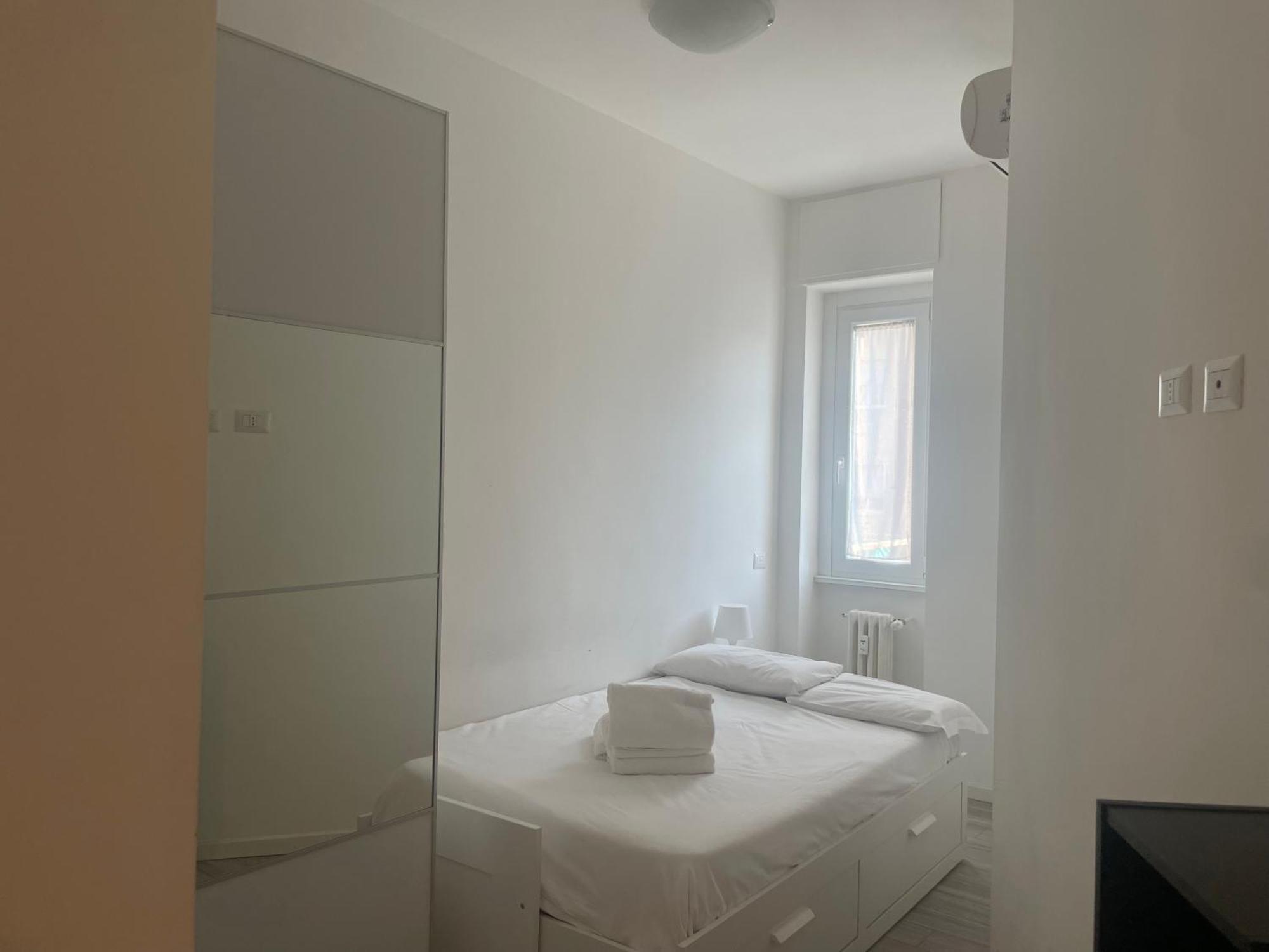 Apartment Gardone - Ampio Con 2 Da Letto - Comodo Per Duomo!