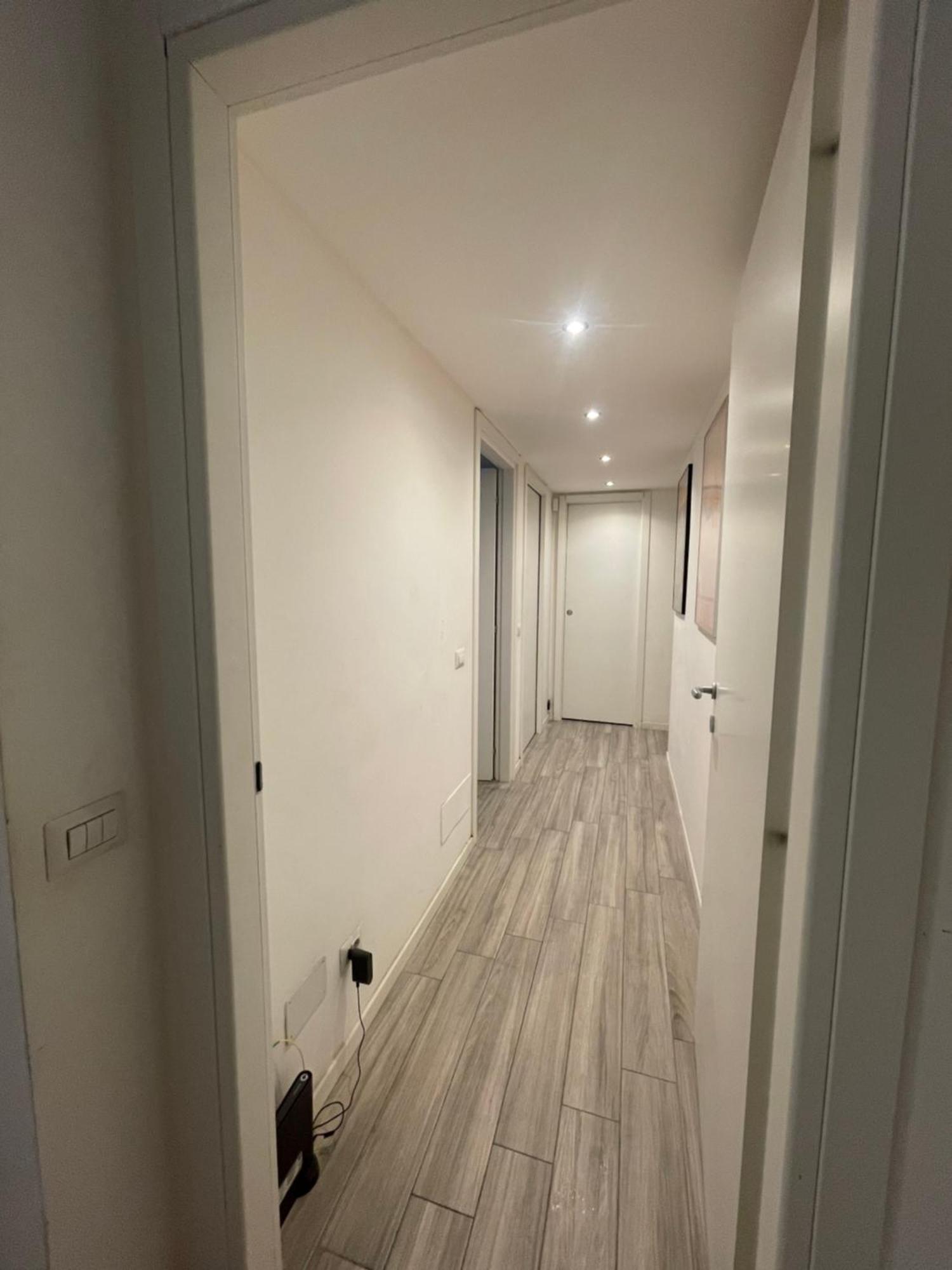 Gardone - Ampio Con 2 Da Letto - Comodo Per Duomo! Apartment