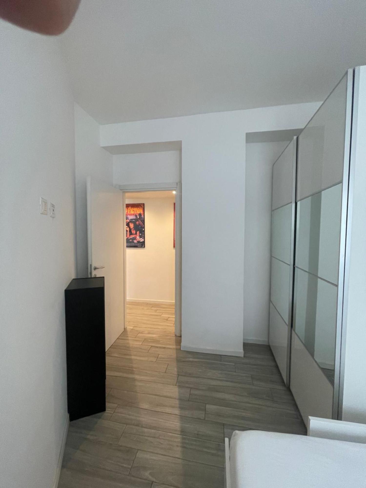 Apartment Gardone - Ampio Con 2 Da Letto - Comodo Per Duomo! Mailand