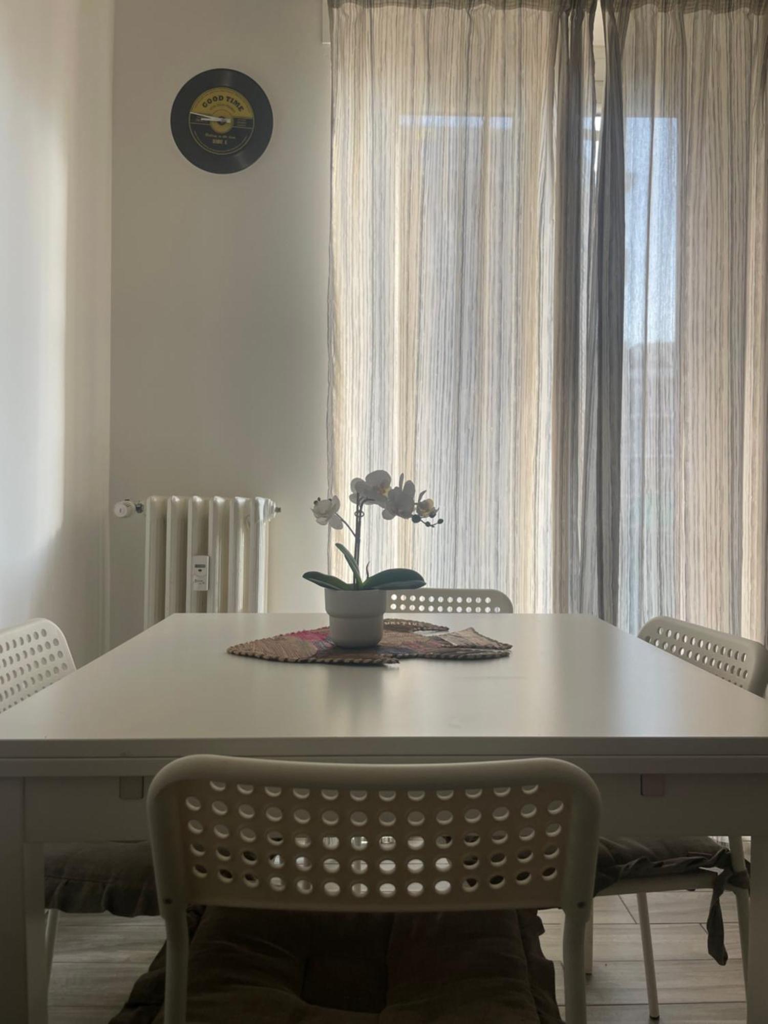 Apartment Gardone - Ampio Con 2 Da Letto - Comodo Per Duomo!