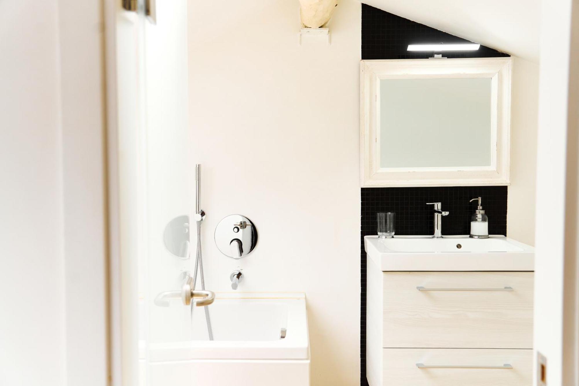 Riverside Loft Navigli - Spacious Two-bedroom Milan