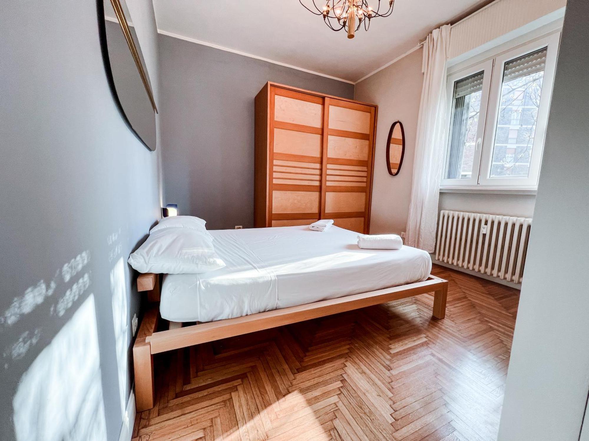 Isola Trendy Retreat - Large Flat, Apartamento