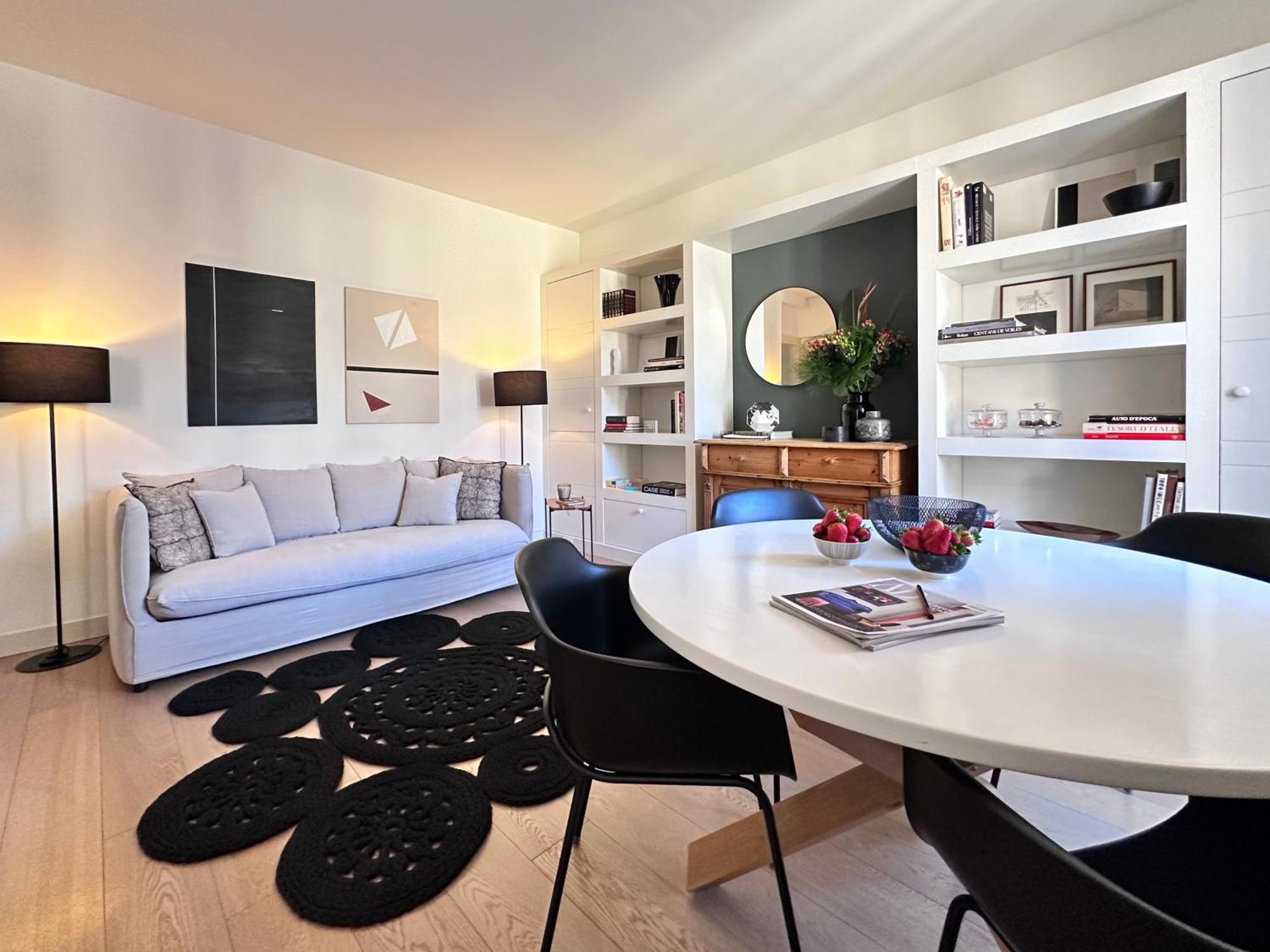 Lily Pads -elegant Apartment- In The Center Apartment *