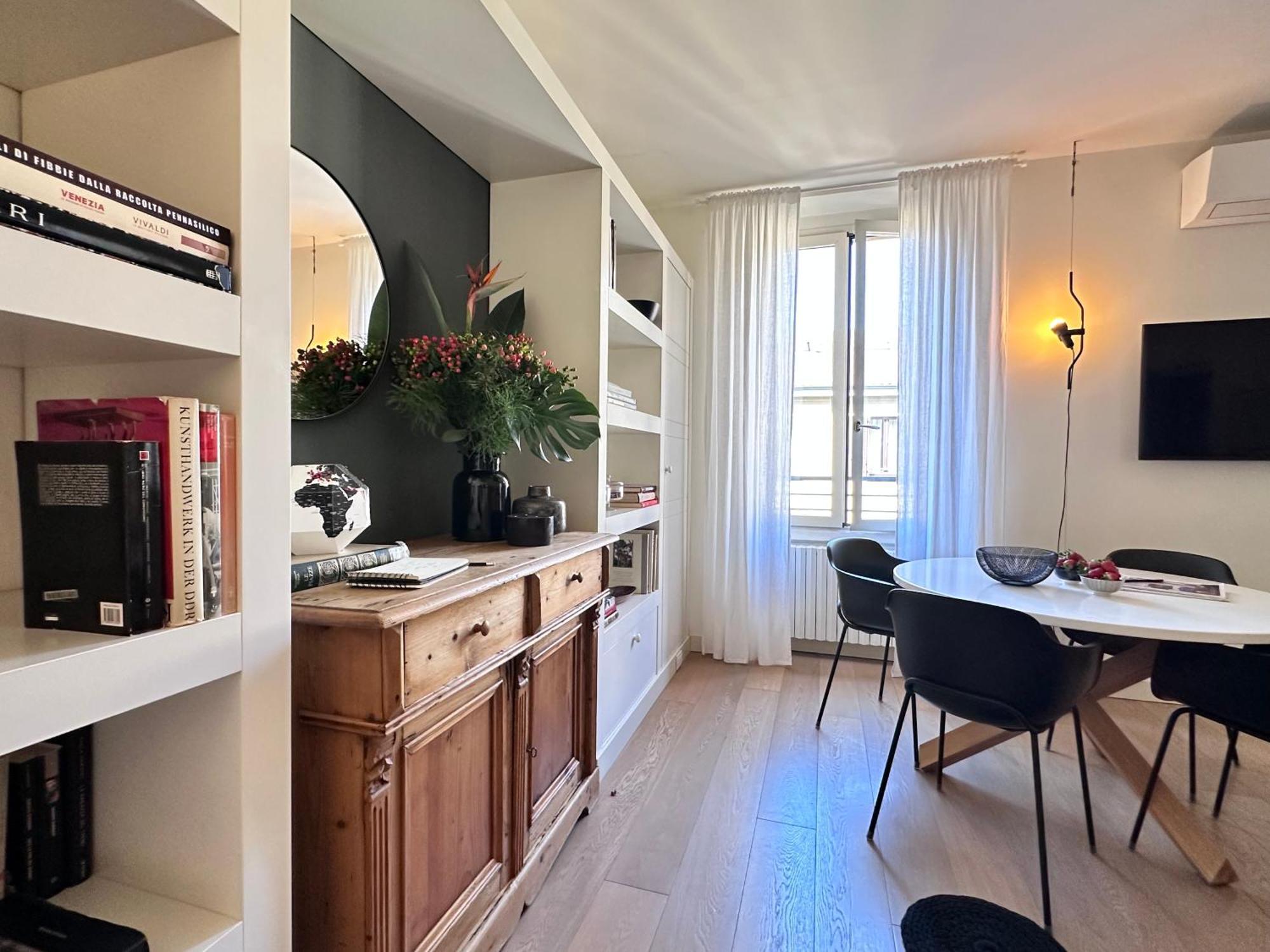 Lily Pads -elegant Apartment- In The Center Mailand