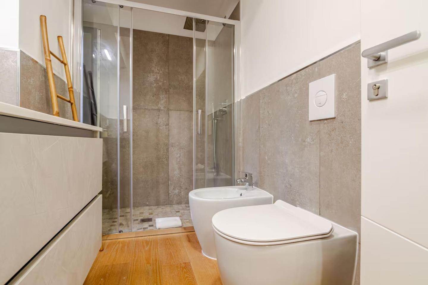 Citylife 6 Guests - Xl Living And 2 Baths Apartment